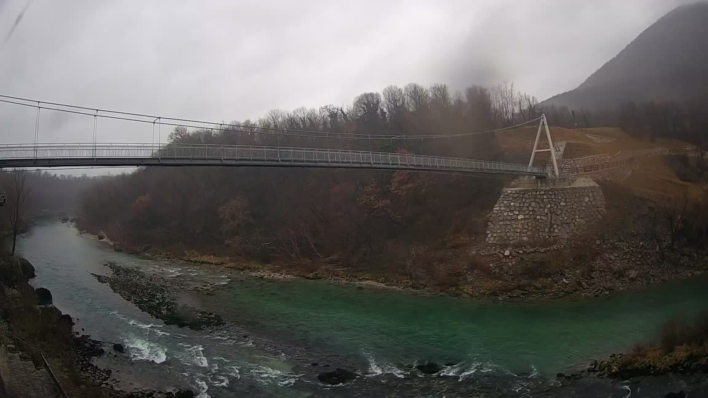 Passerelle sur la rivière Soča livecam Solkan