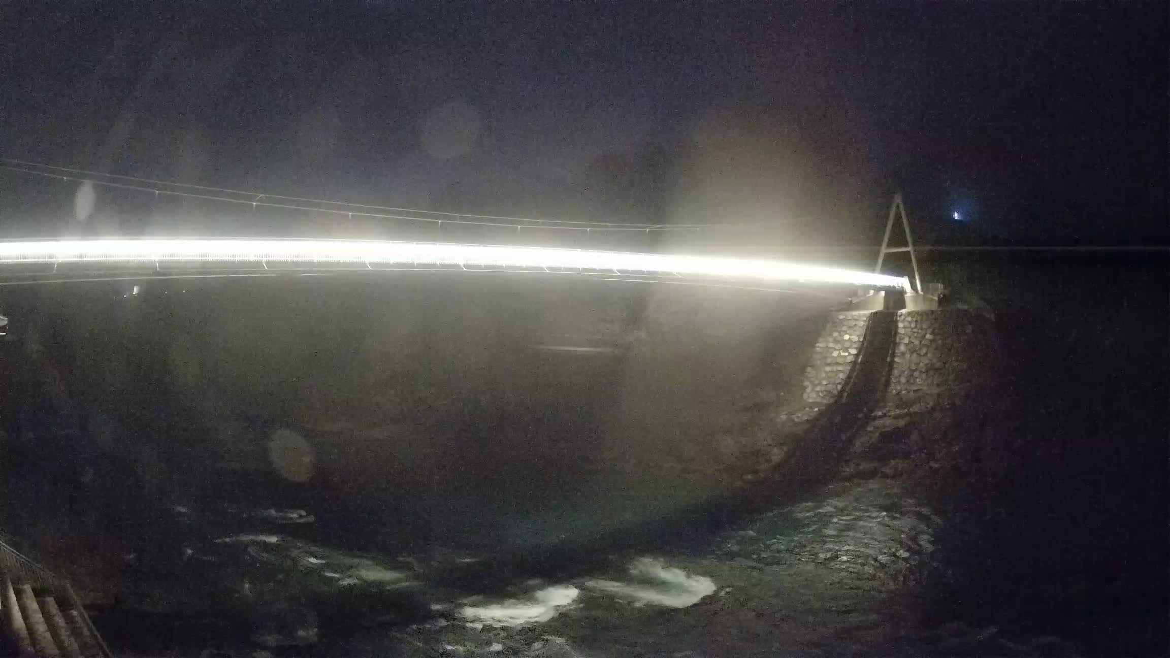 Passerelle sur la rivière Soča livecam Solkan