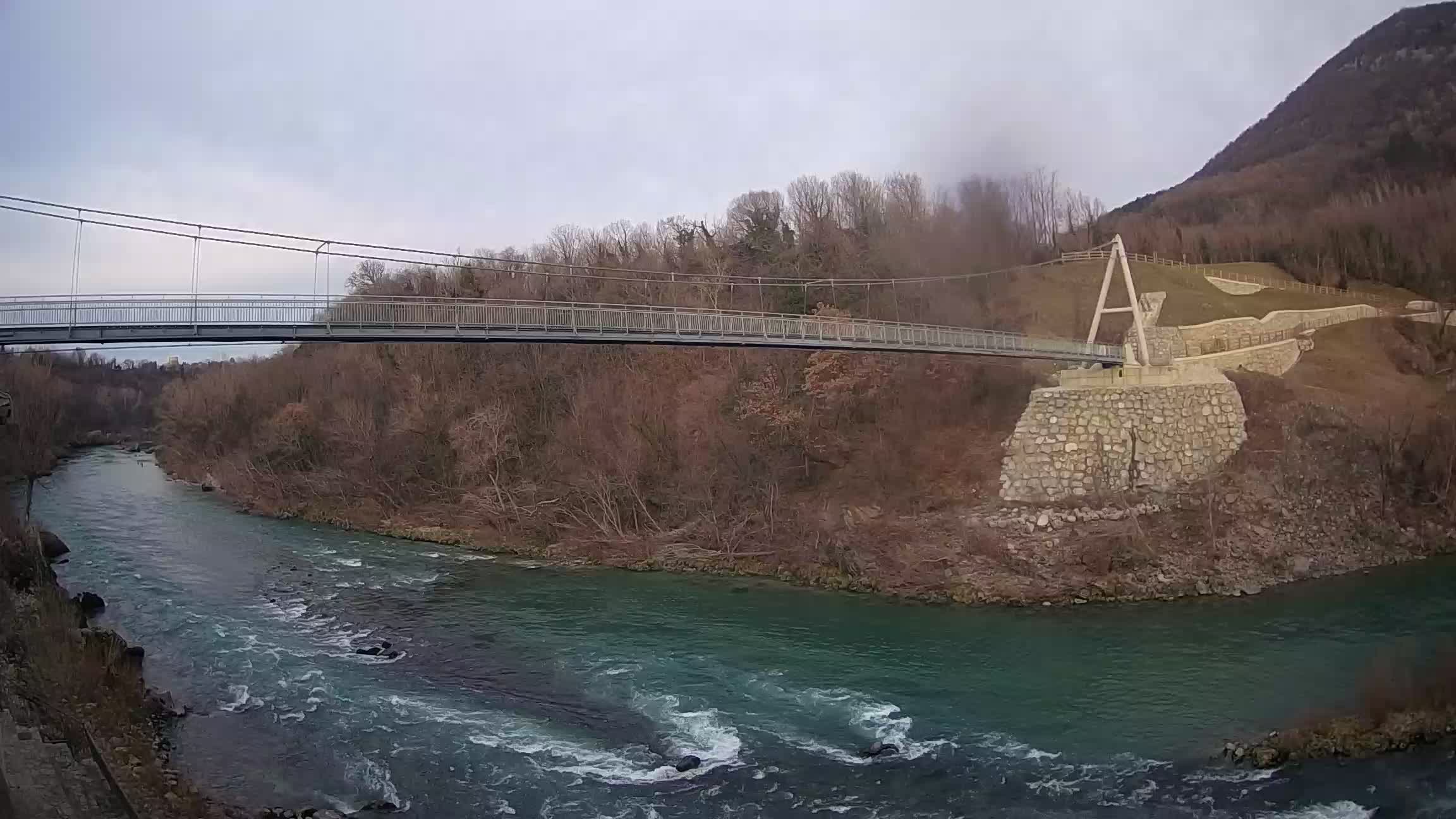 Passerelle sur la rivière Soča livecam Solkan