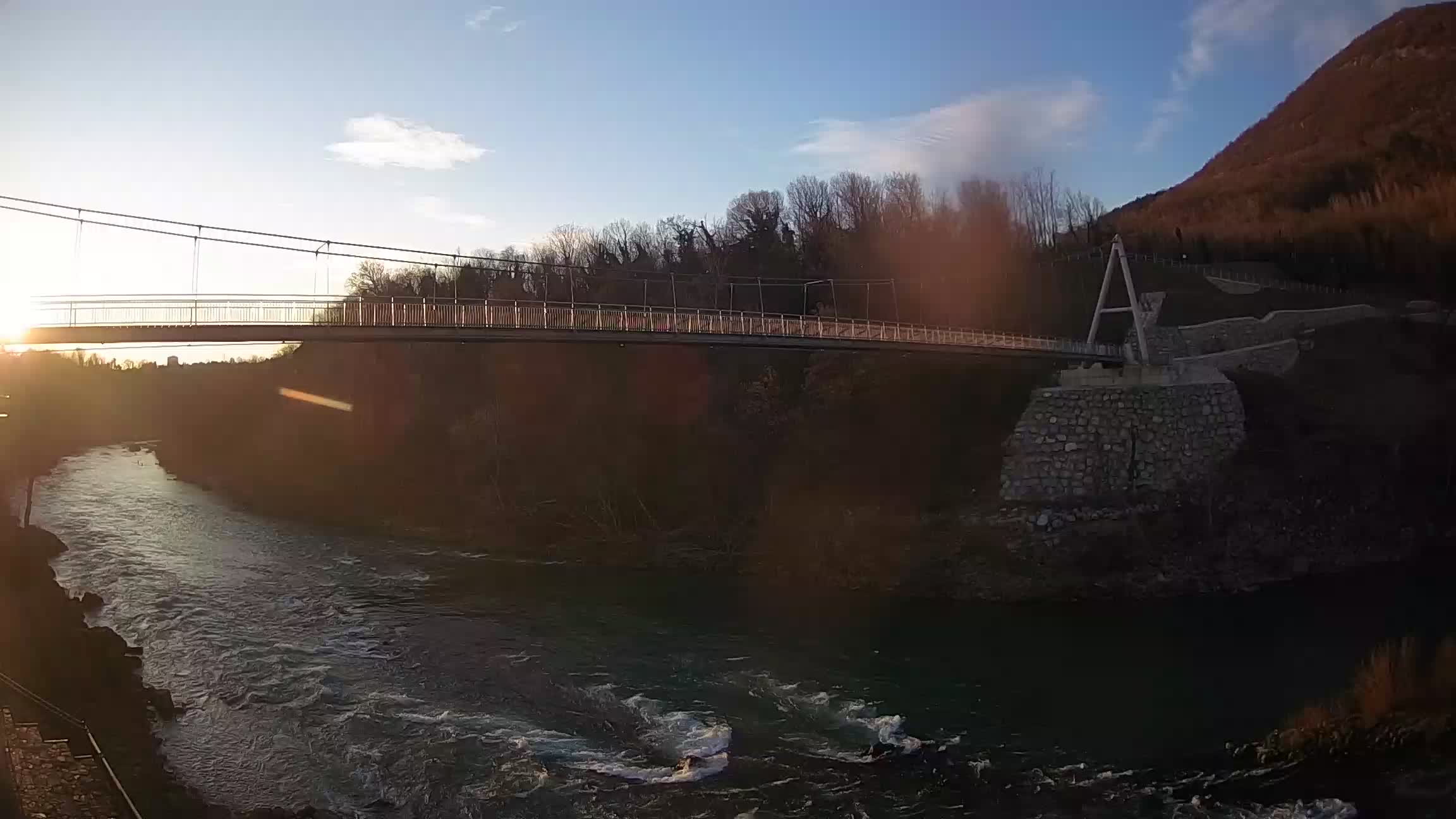 Passerelle sur la rivière Soča livecam Solkan