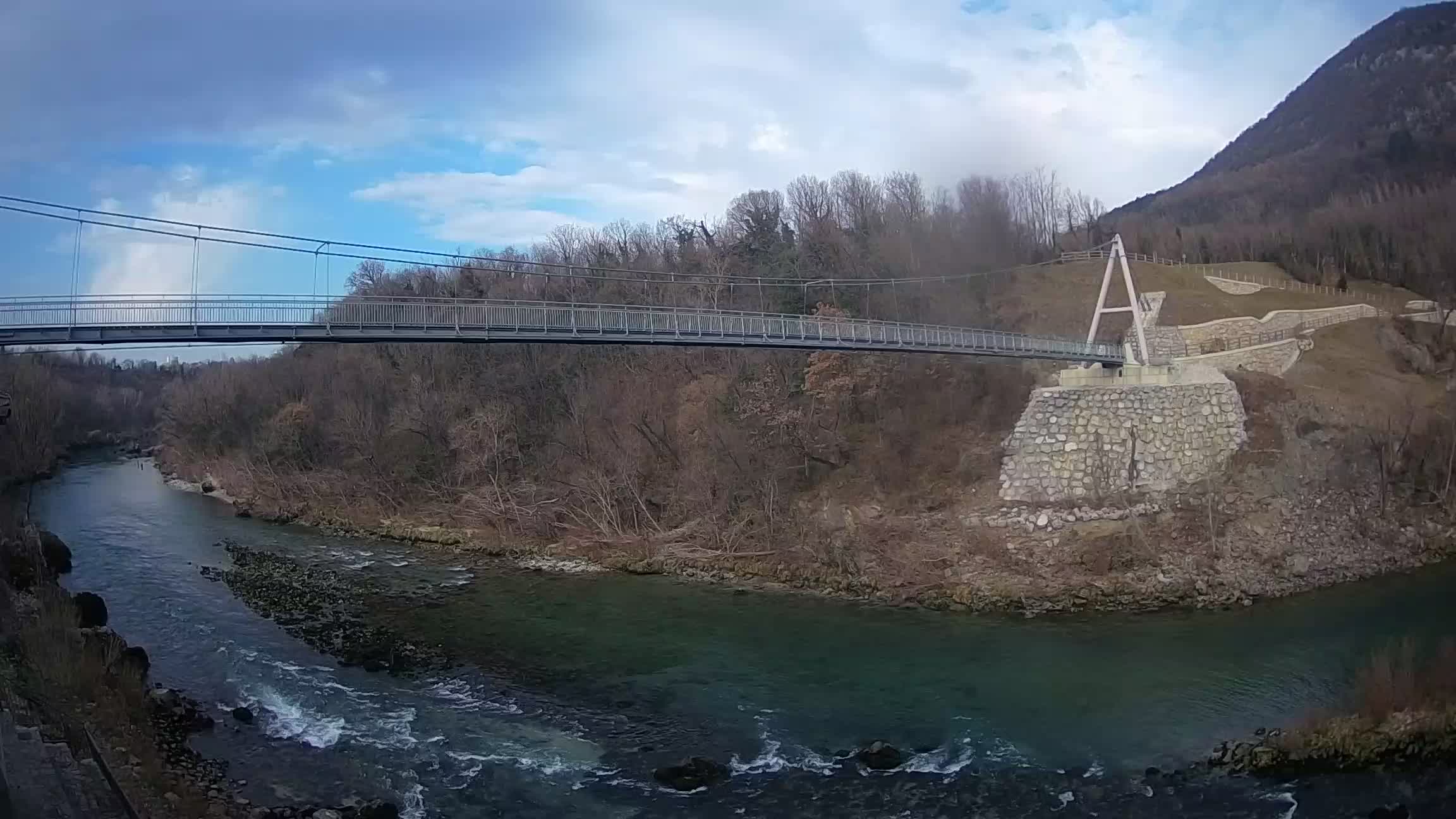 Passerella sul fiume Isonzo webcam Salcano