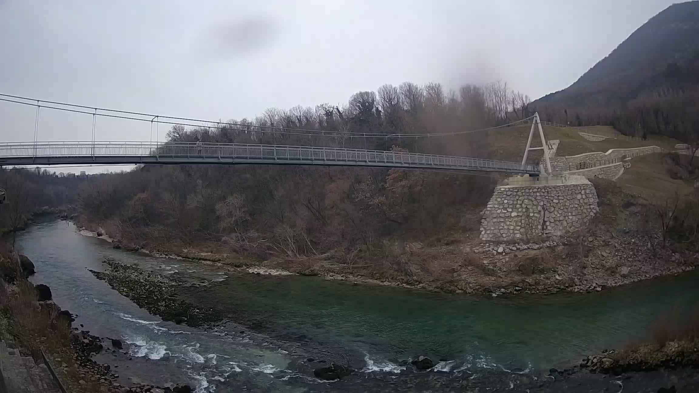 Passerelle sur la rivière Soča livecam Solkan