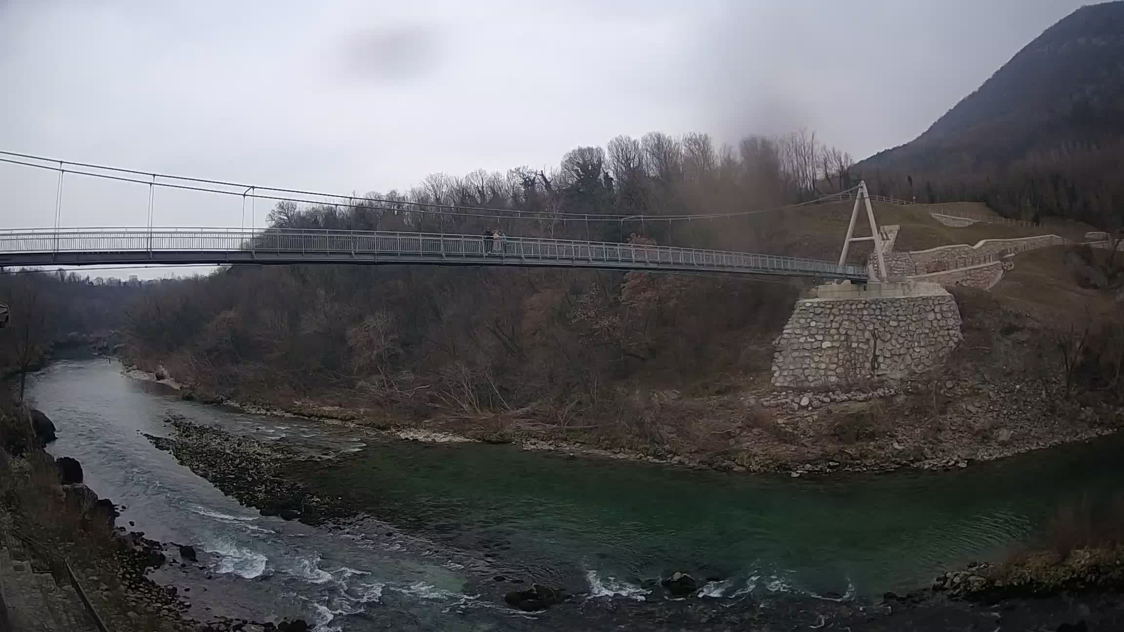 Puente peatonal Soča camera en vivo Solkan