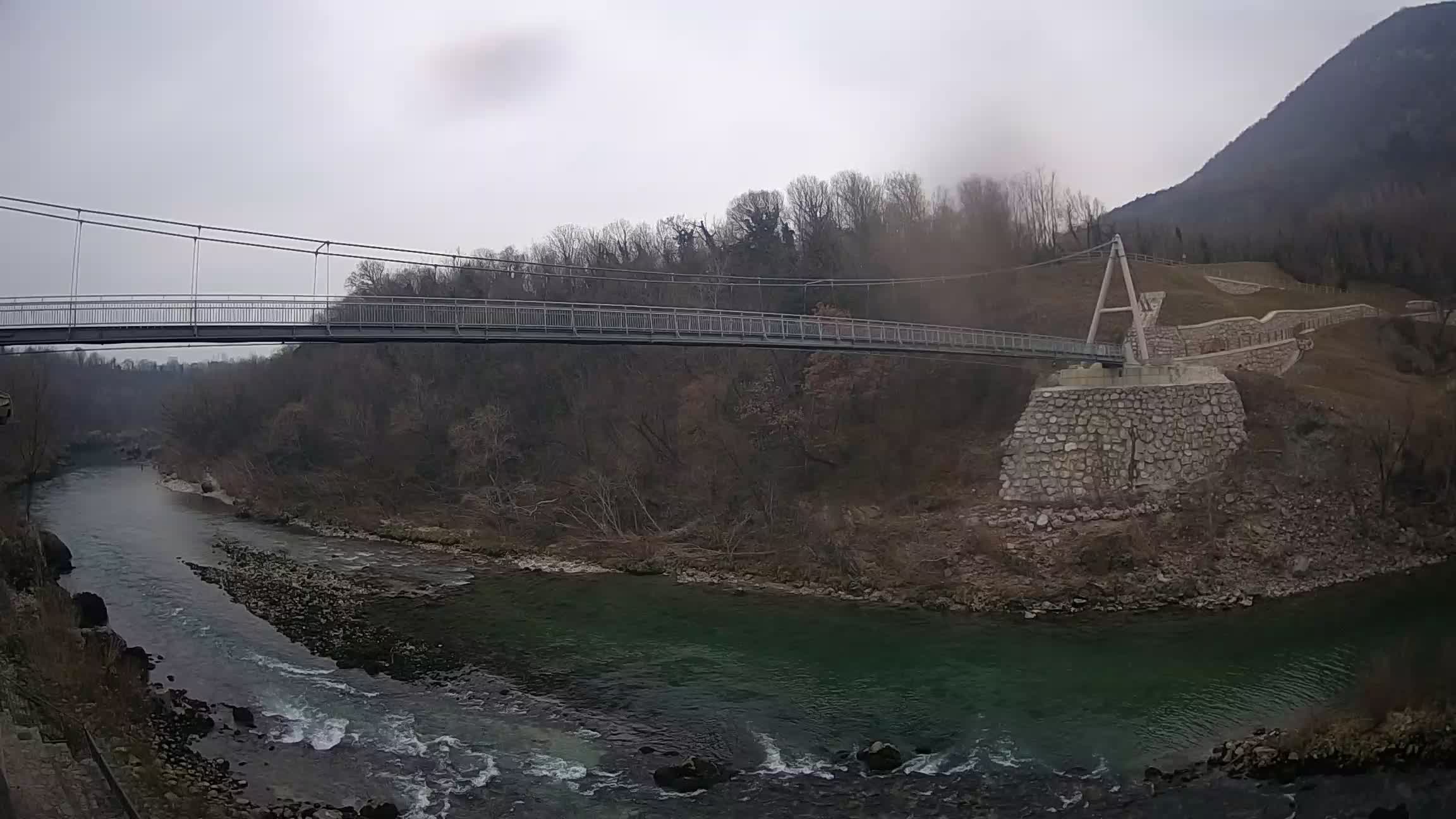 Puente peatonal Soča camera en vivo Solkan