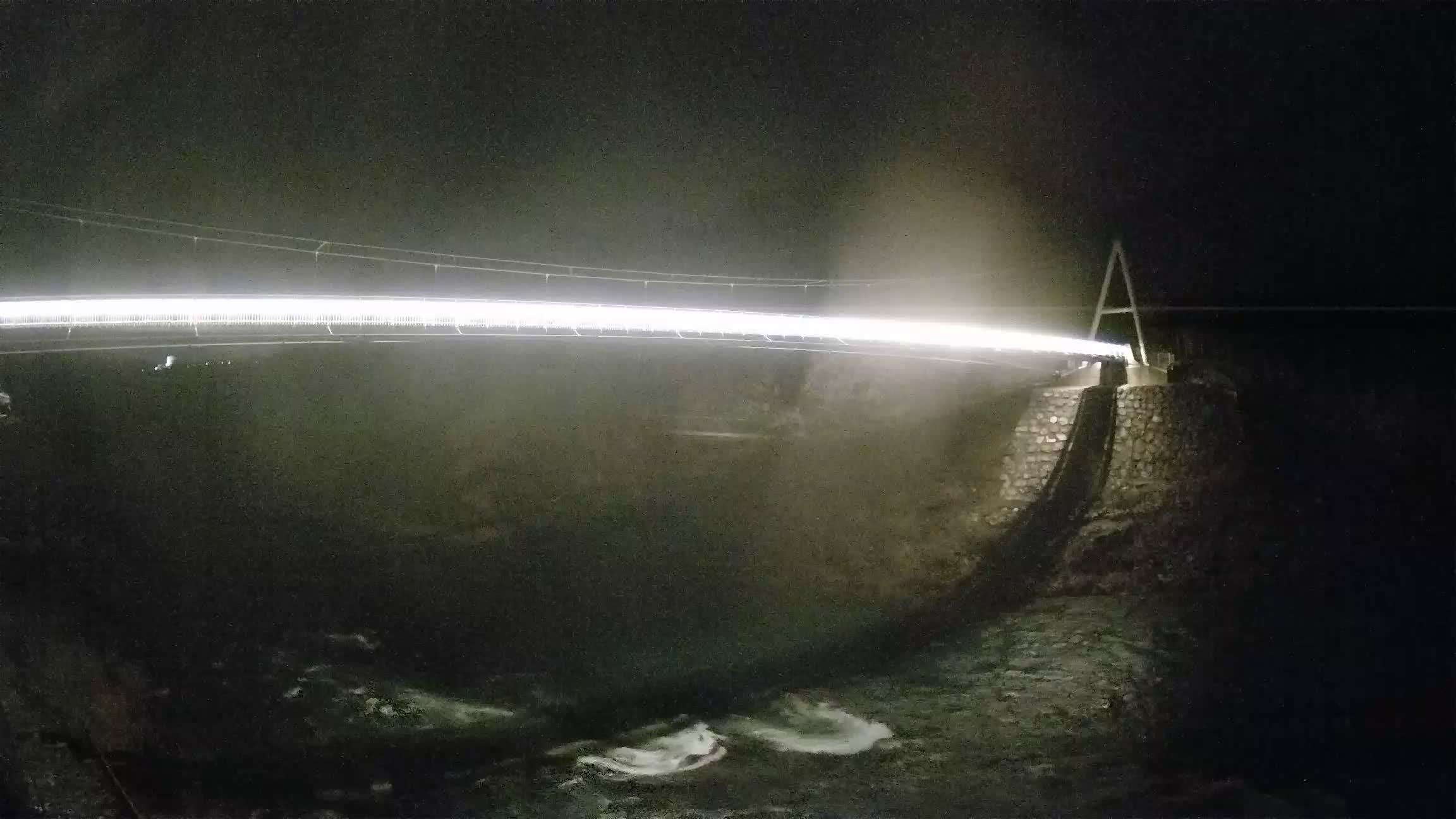 Puente peatonal Soča camera en vivo Solkan