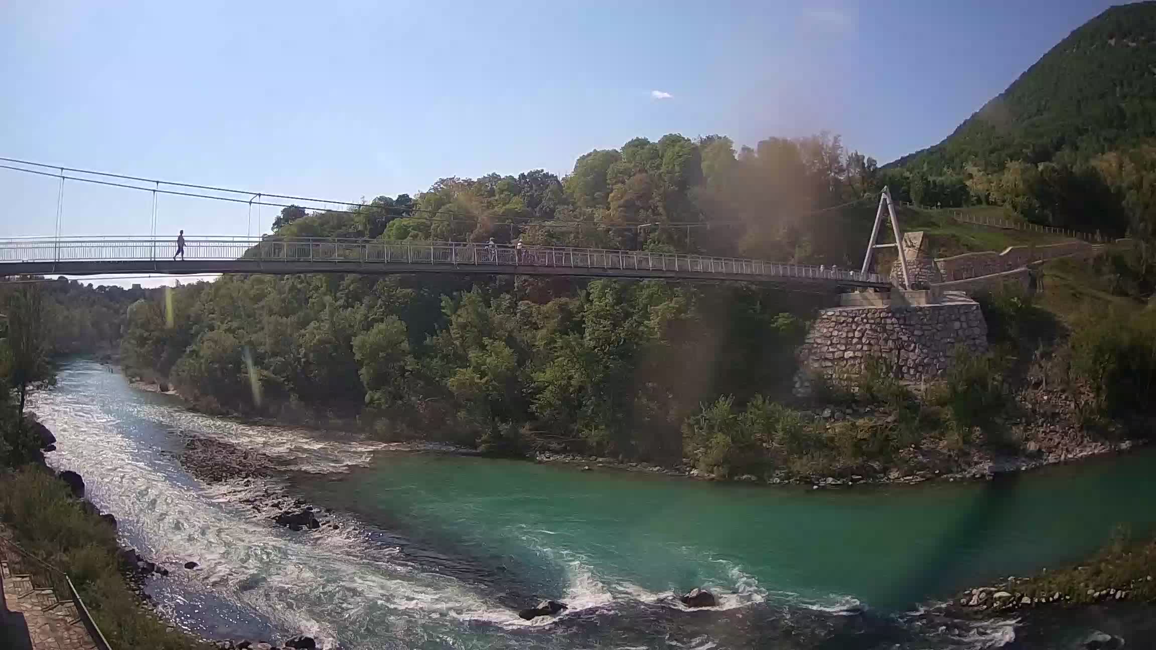 Puente peatonal Soča camera en vivo Solkan