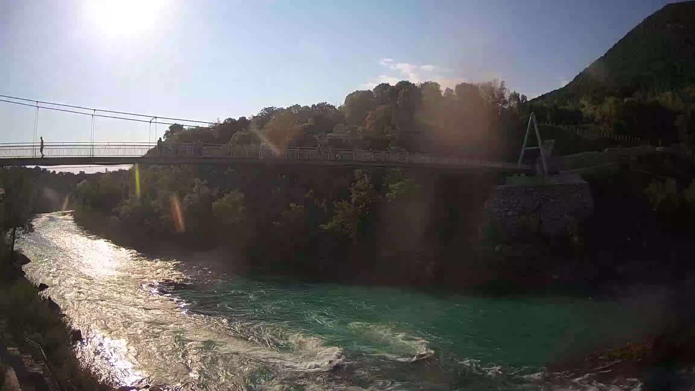 Passerella sul fiume Isonzo webcam Salcano