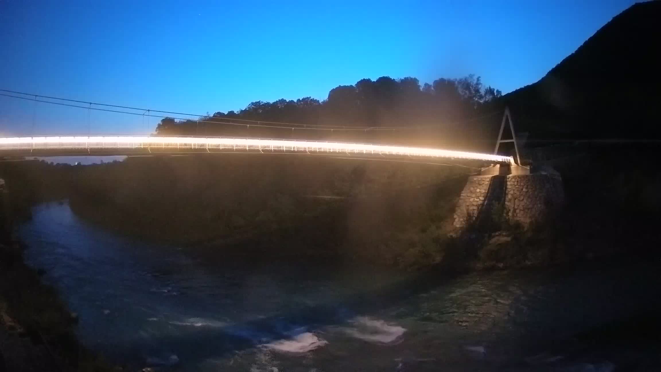 Passerella sul fiume Isonzo webcam Salcano