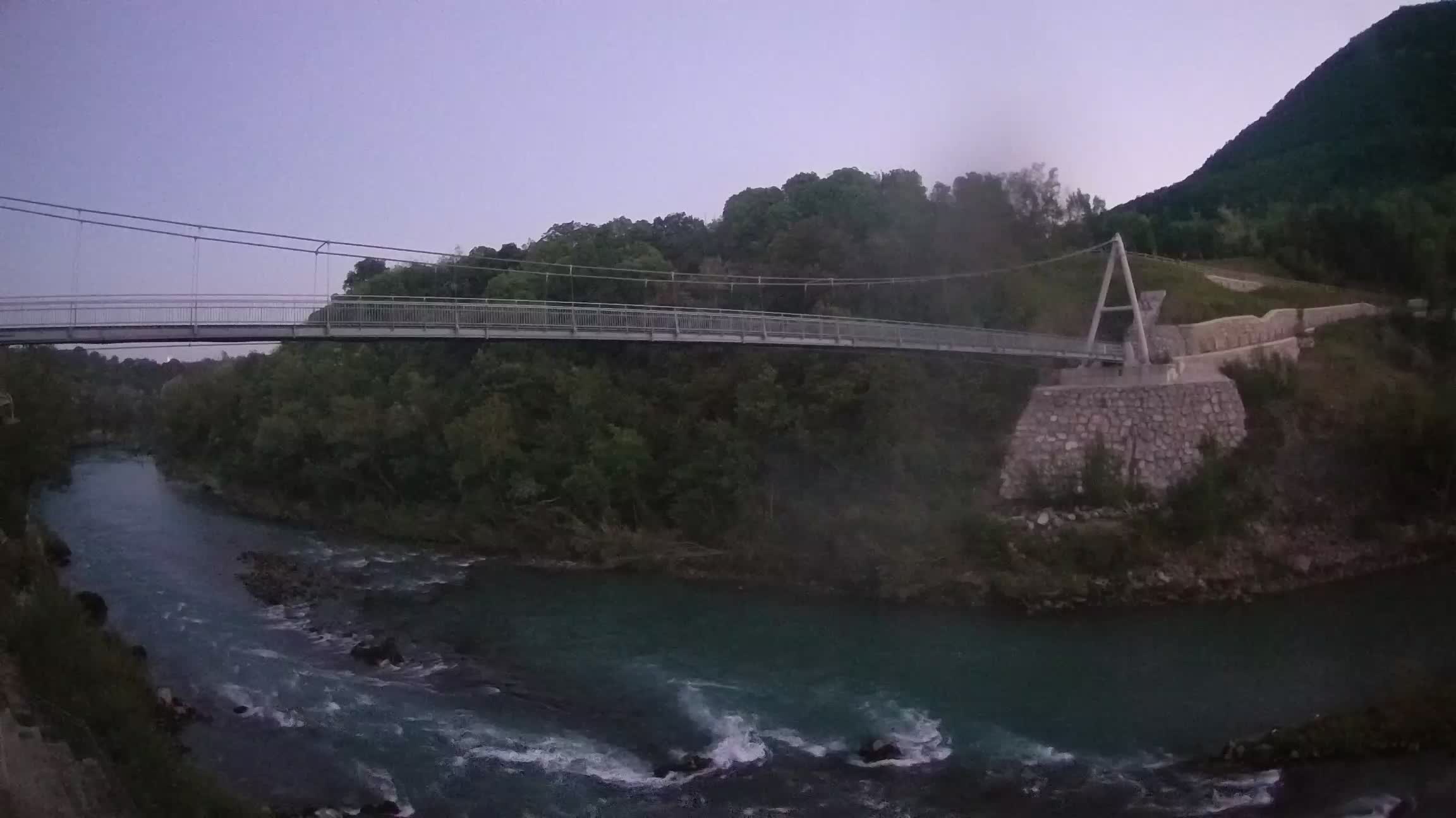 Passerella sul fiume Isonzo webcam Salcano