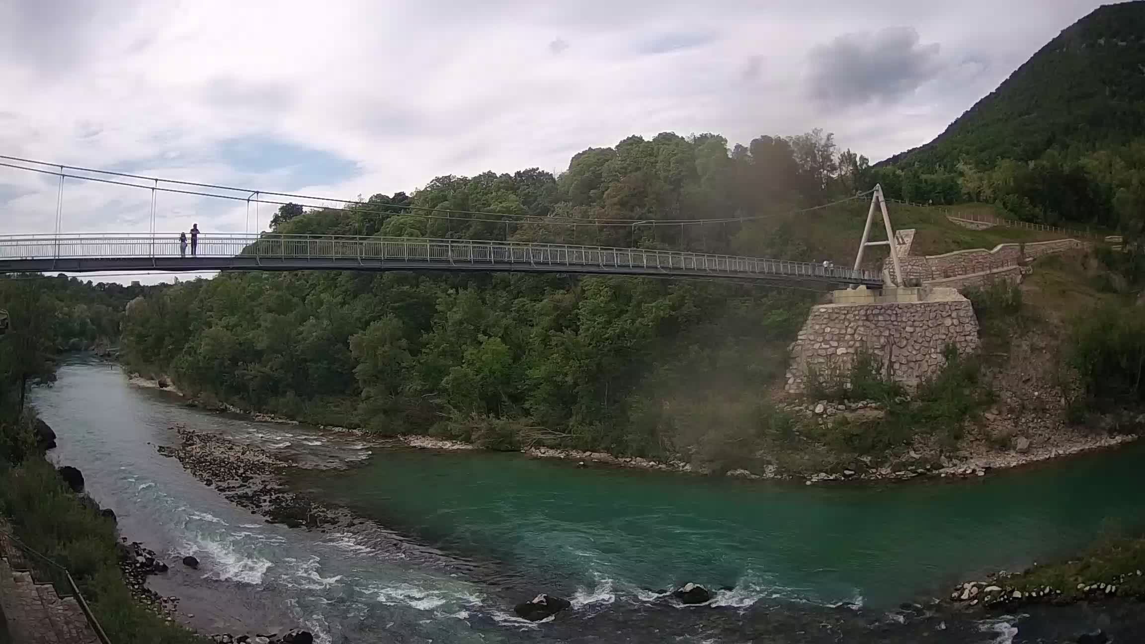 Passerella sul fiume Isonzo webcam Salcano