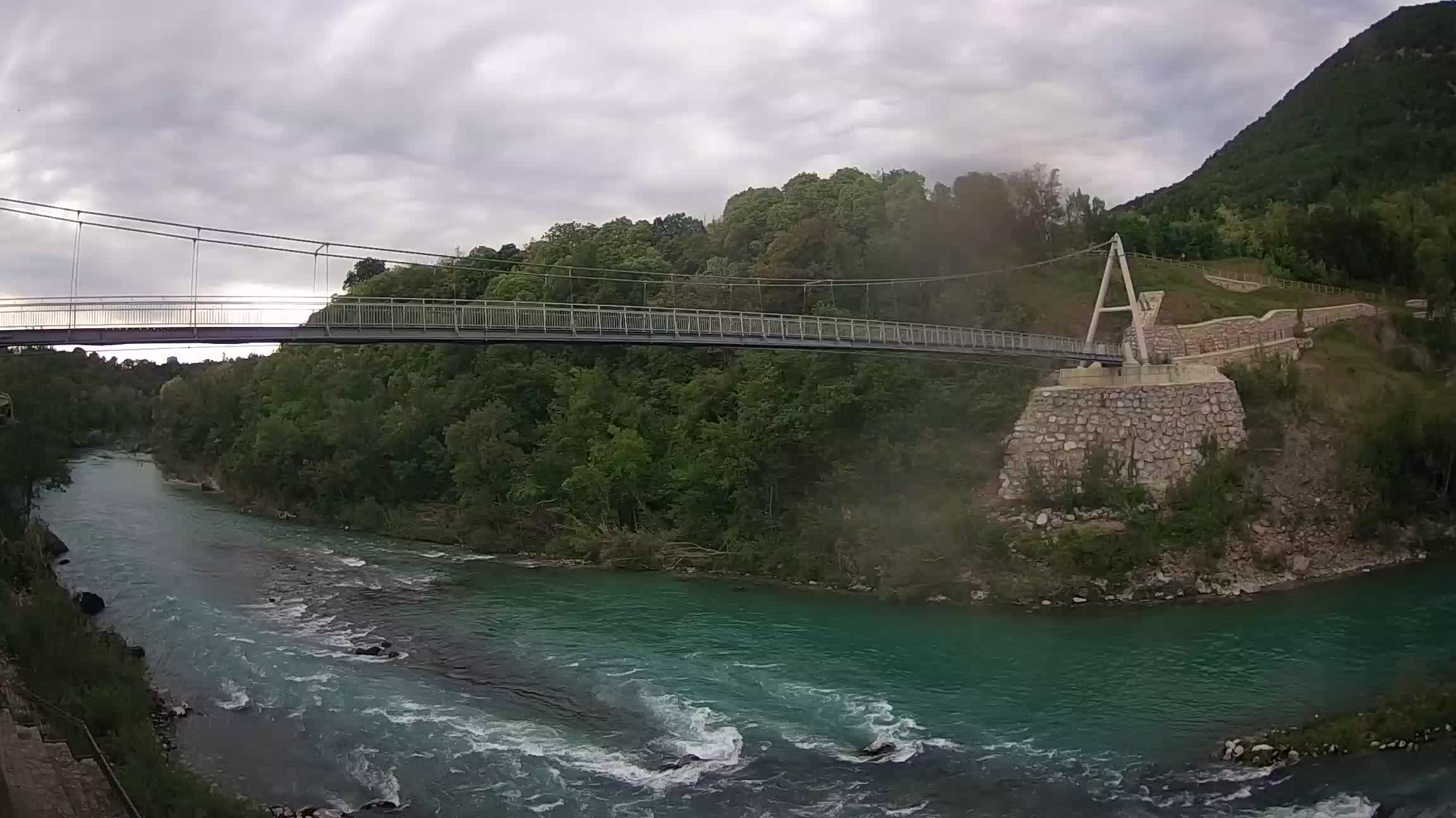 Puente peatonal Soča camera en vivo Solkan