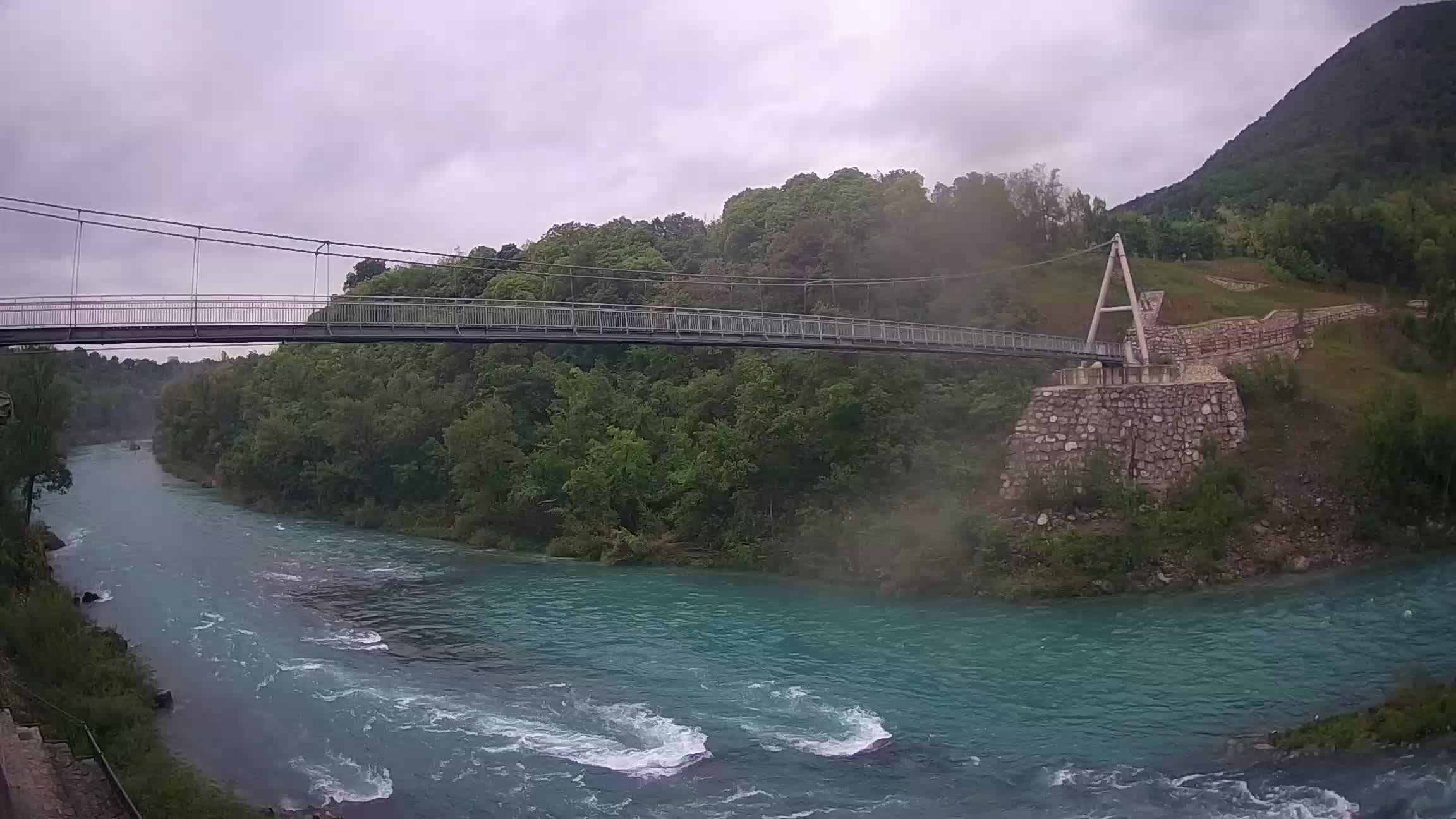 Passerelle sur la rivière Soča livecam Solkan