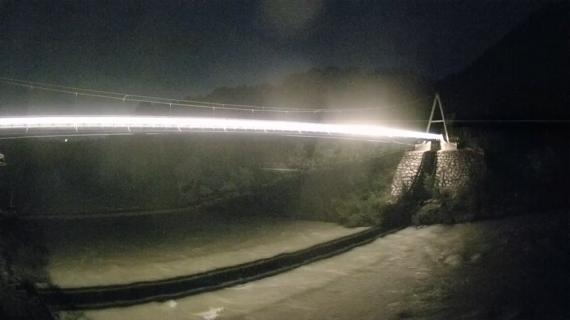 Passerella sul fiume Isonzo webcam Salcano