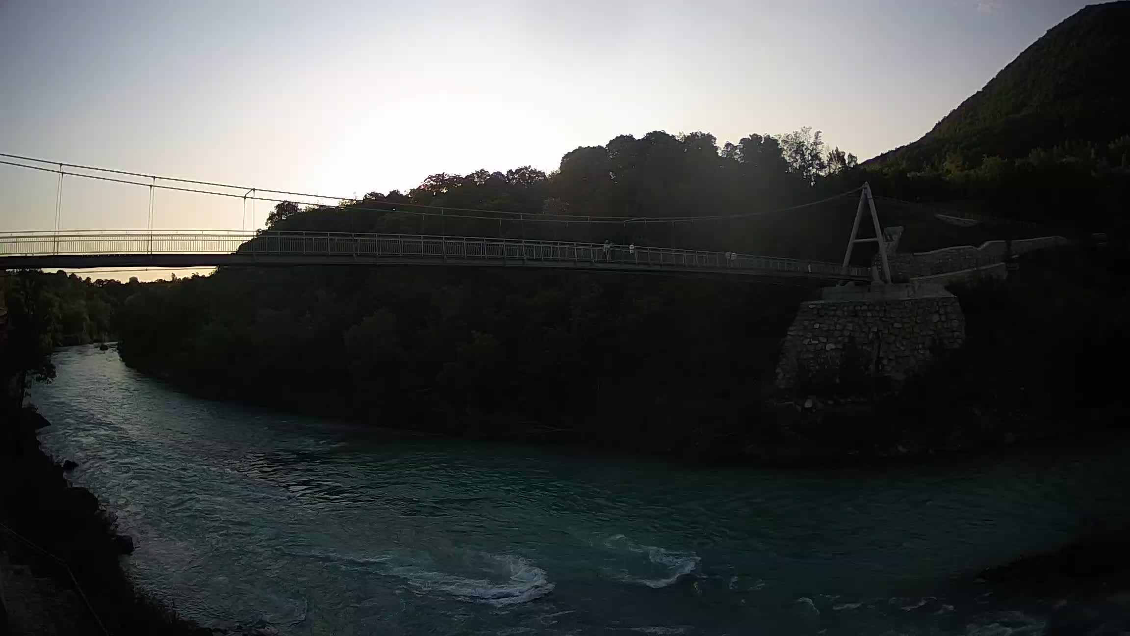 Passerella sul fiume Isonzo webcam Salcano