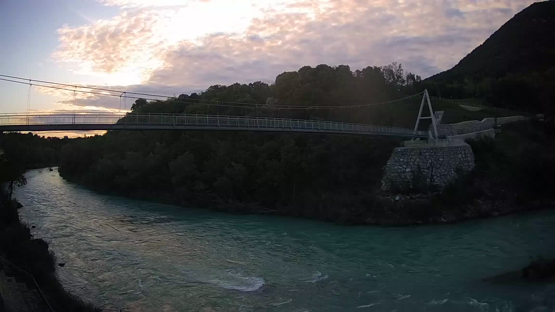 Passerella sul fiume Isonzo webcam Salcano