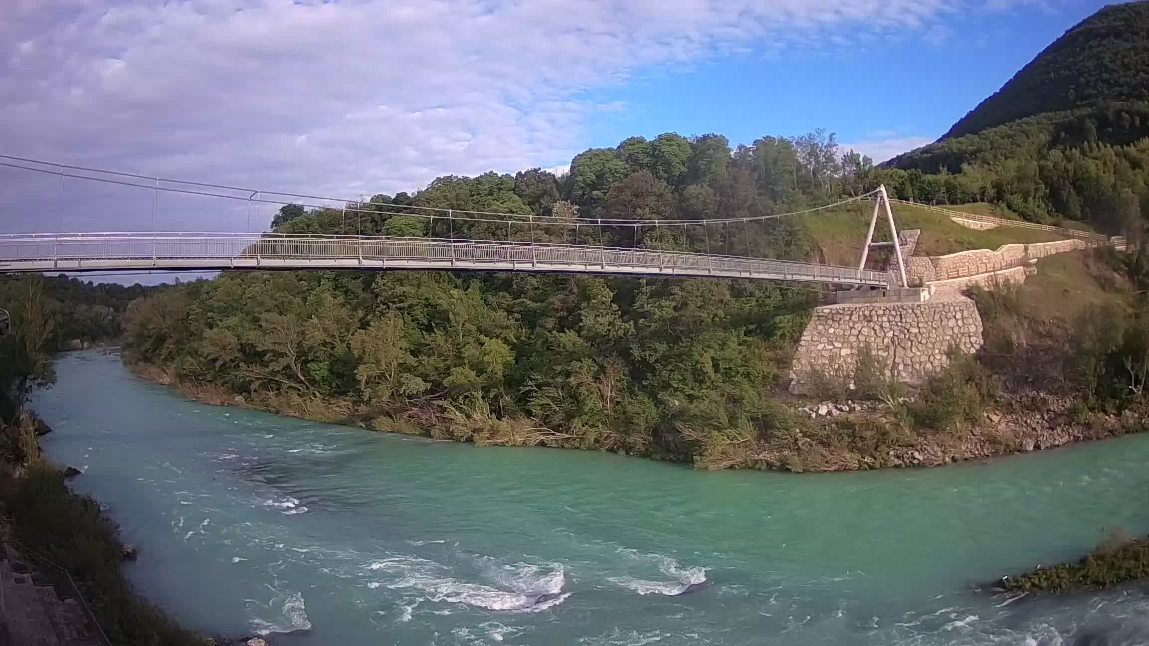 Puente peatonal Soča camera en vivo Solkan