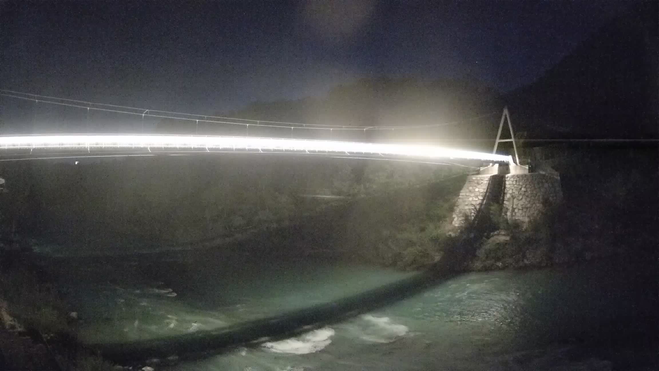 Passerella sul fiume Isonzo webcam Salcano