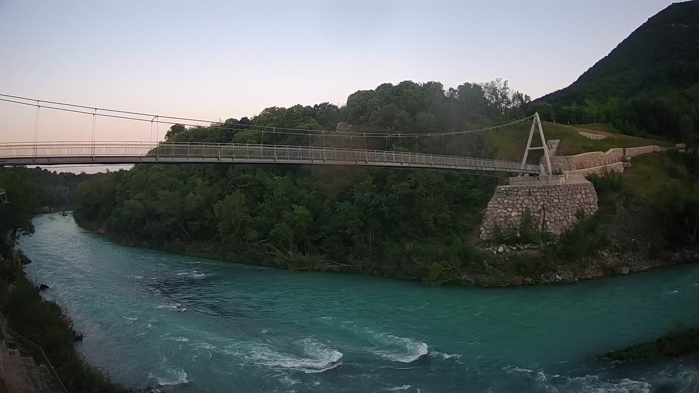 Passerella sul fiume Isonzo webcam Salcano
