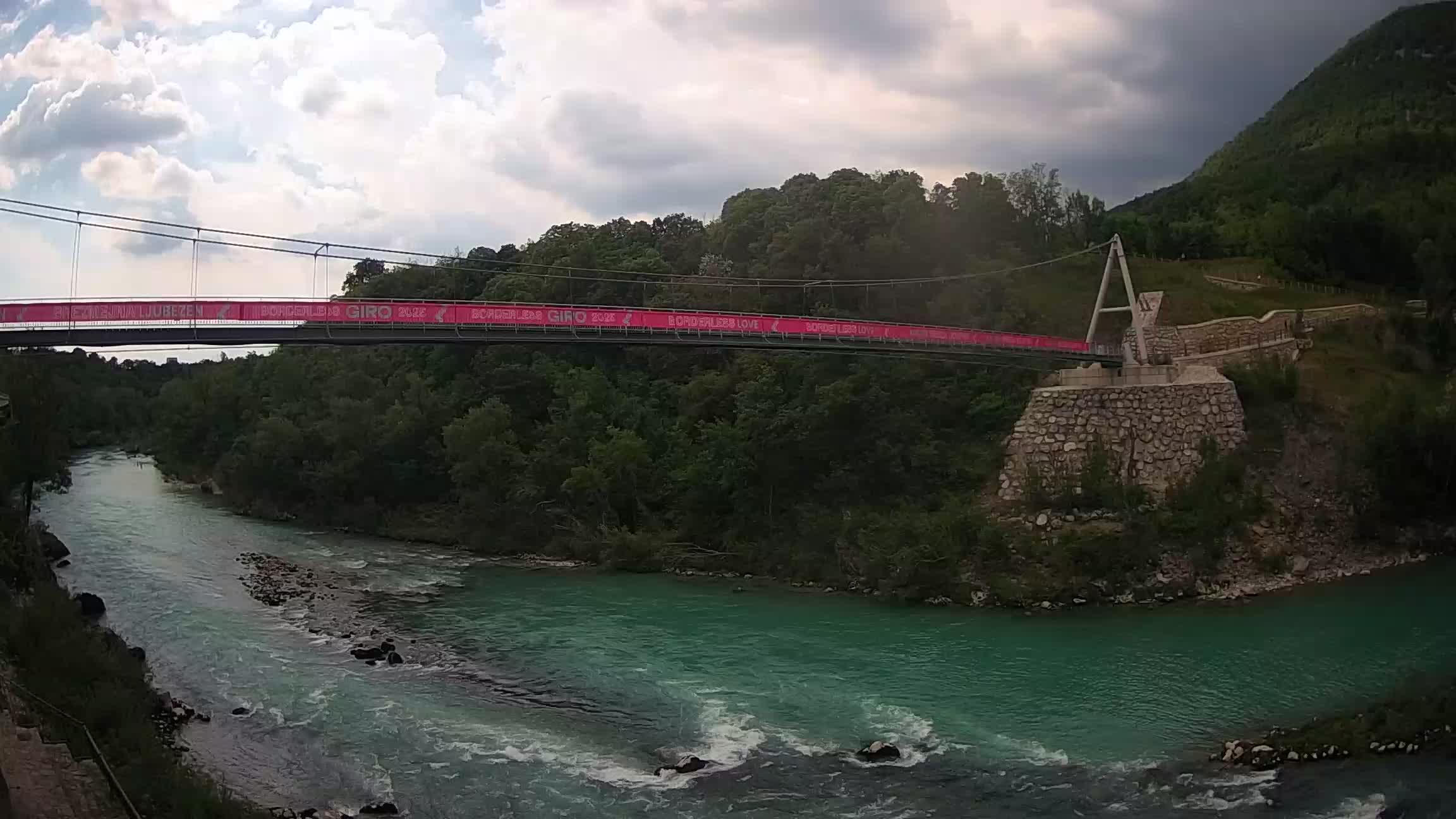 Passerella sul fiume Isonzo webcam Salcano