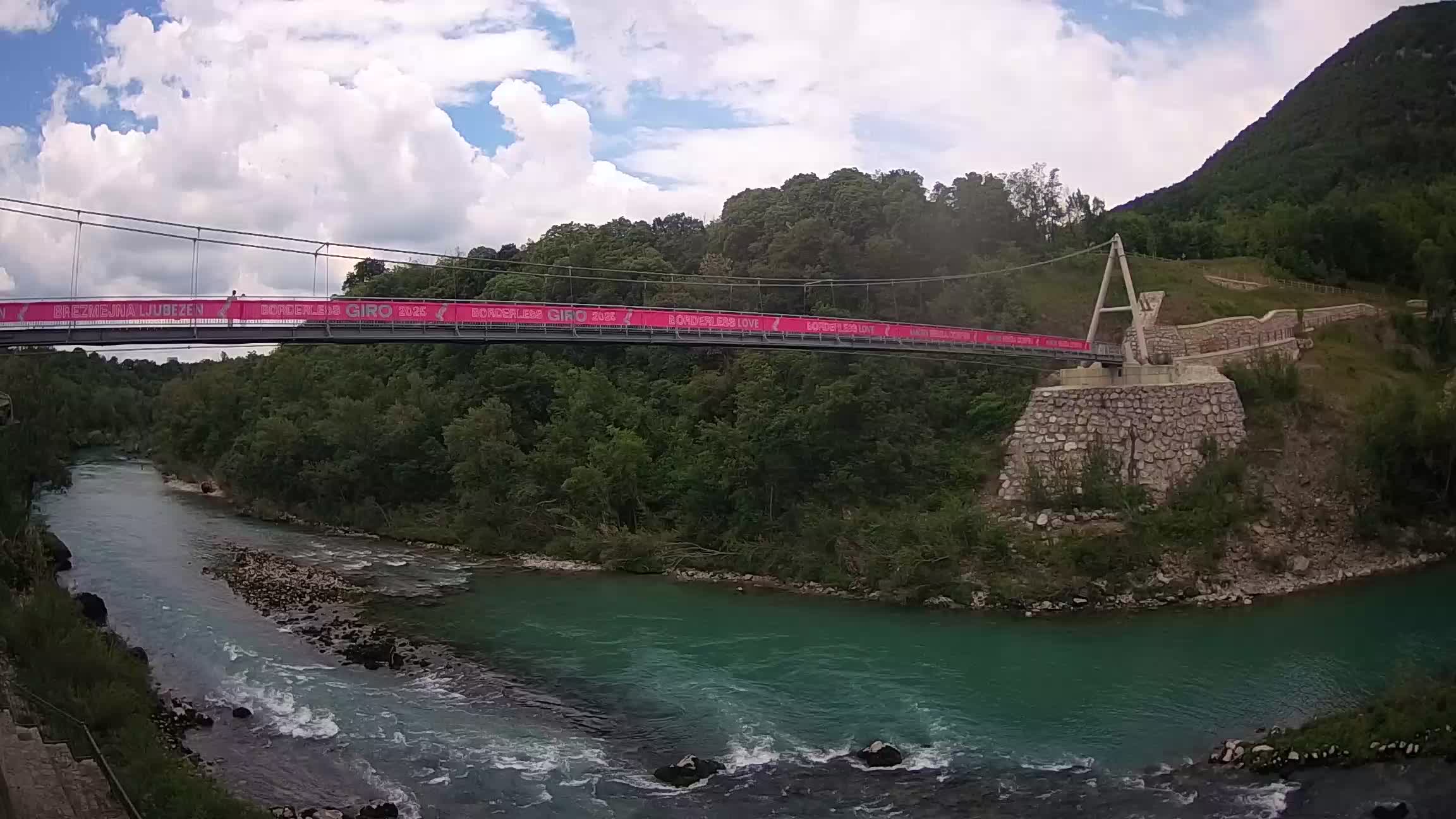 Puente peatonal Soča camera en vivo Solkan
