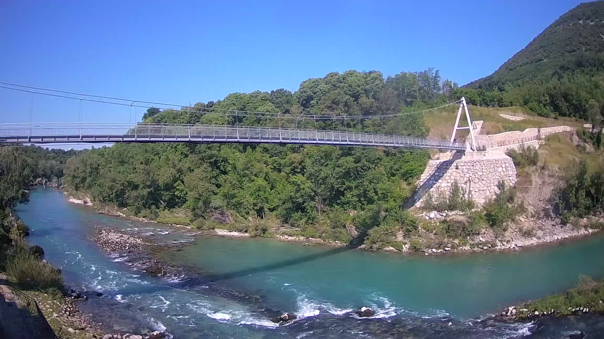Passerella sul fiume Isonzo webcam Salcano