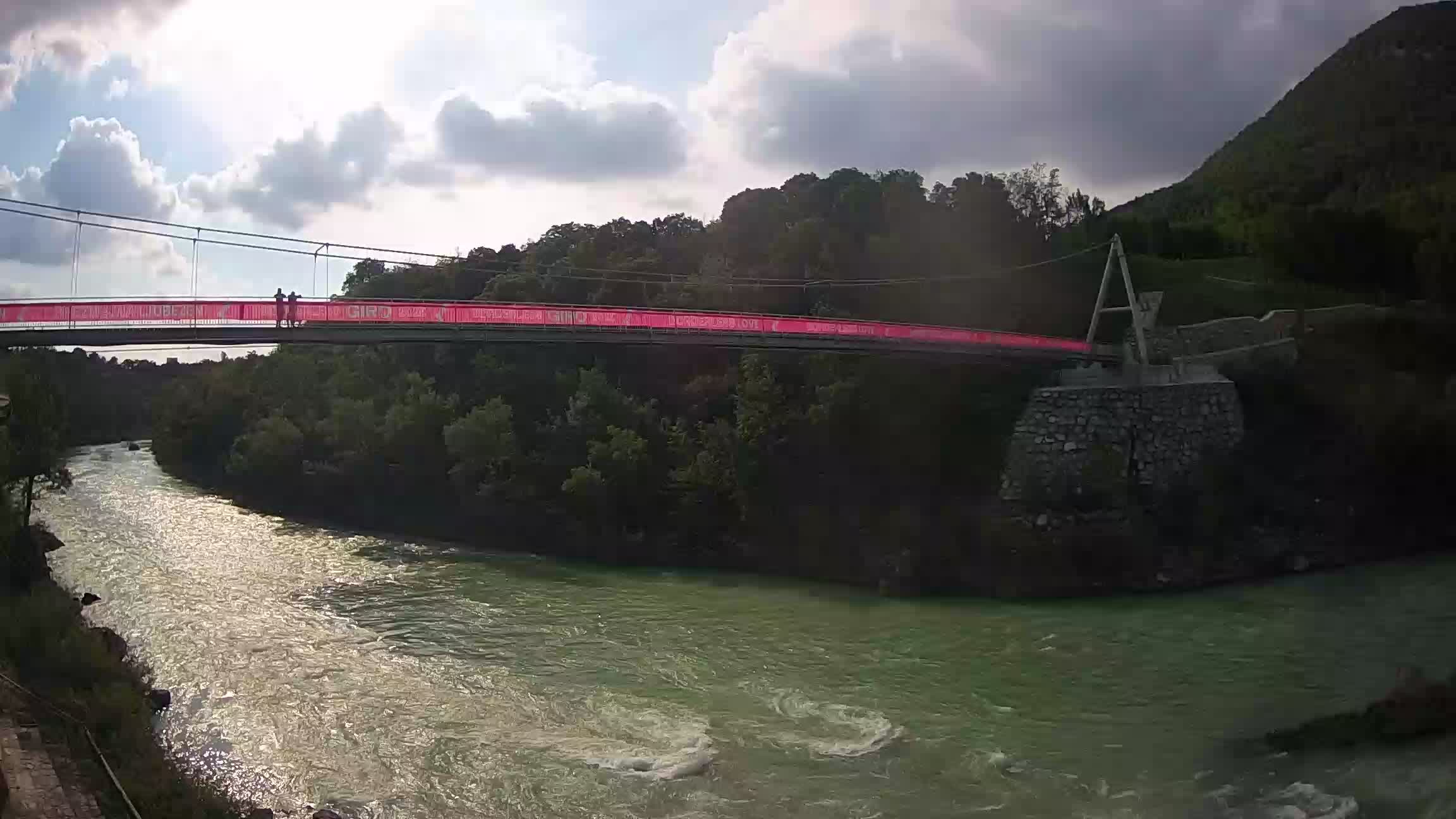 Passerella sul fiume Isonzo webcam Salcano