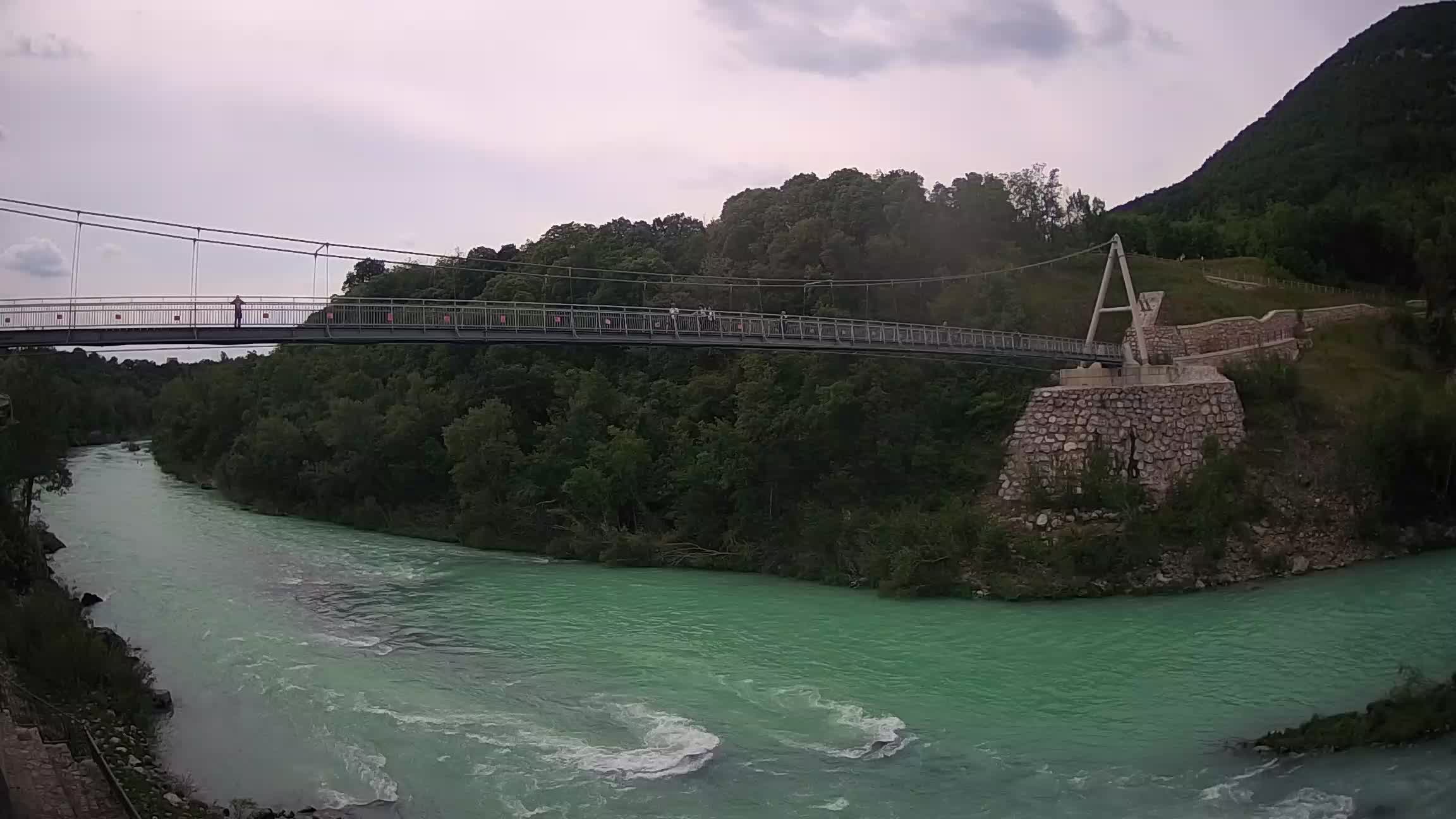 Passerella sul fiume Isonzo webcam Salcano