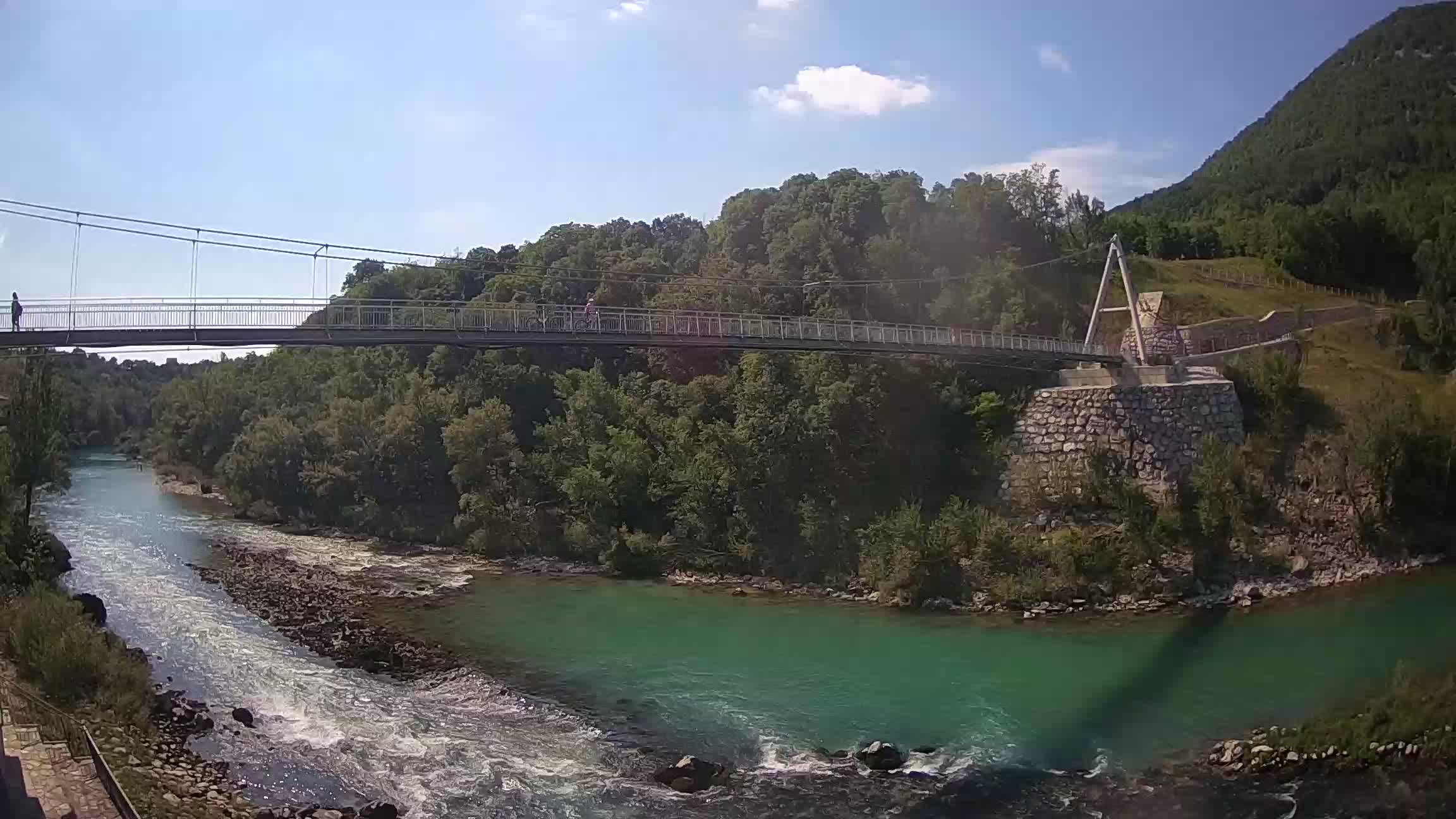 Fußgängerbrücke auf der Soča fluss Webcam Solkan