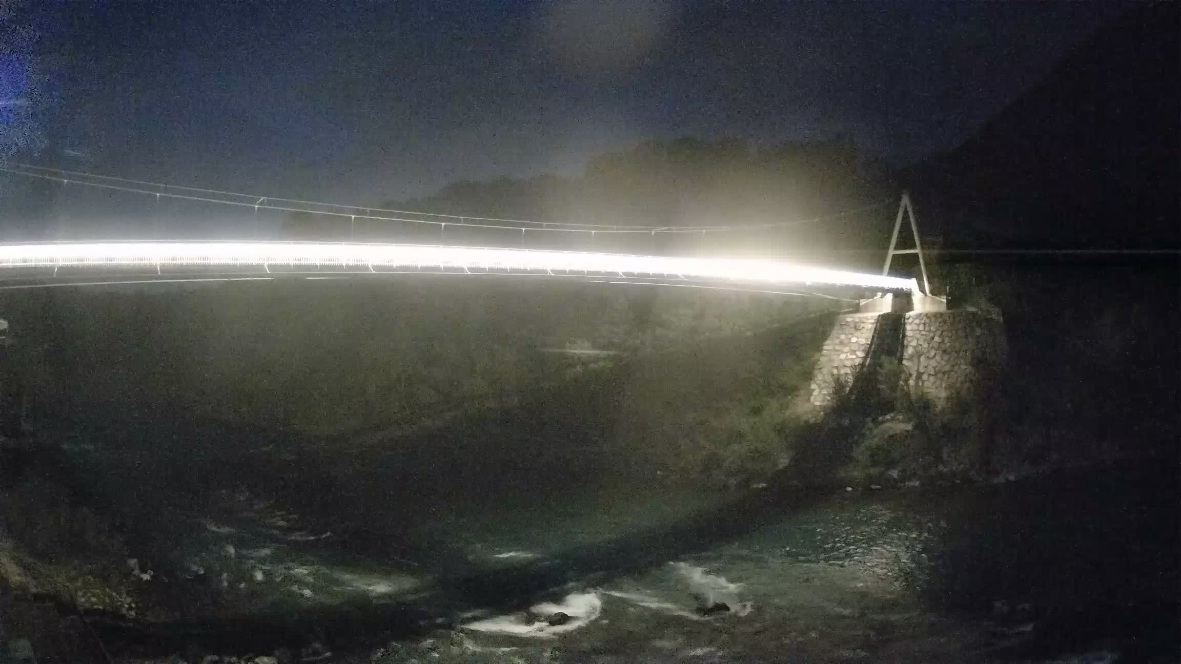 Fußgängerbrücke auf der Soča fluss Webcam Solkan