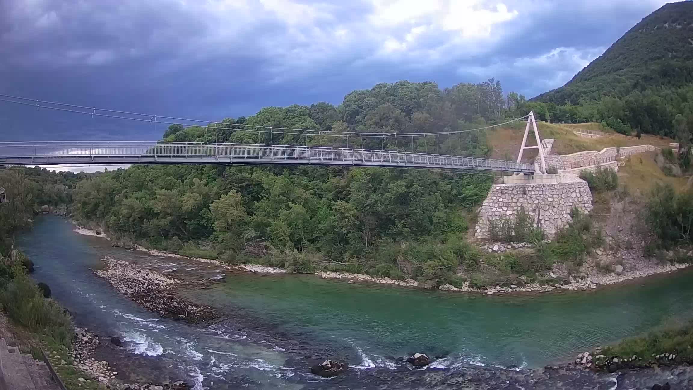 Passerella sul fiume Isonzo webcam Salcano