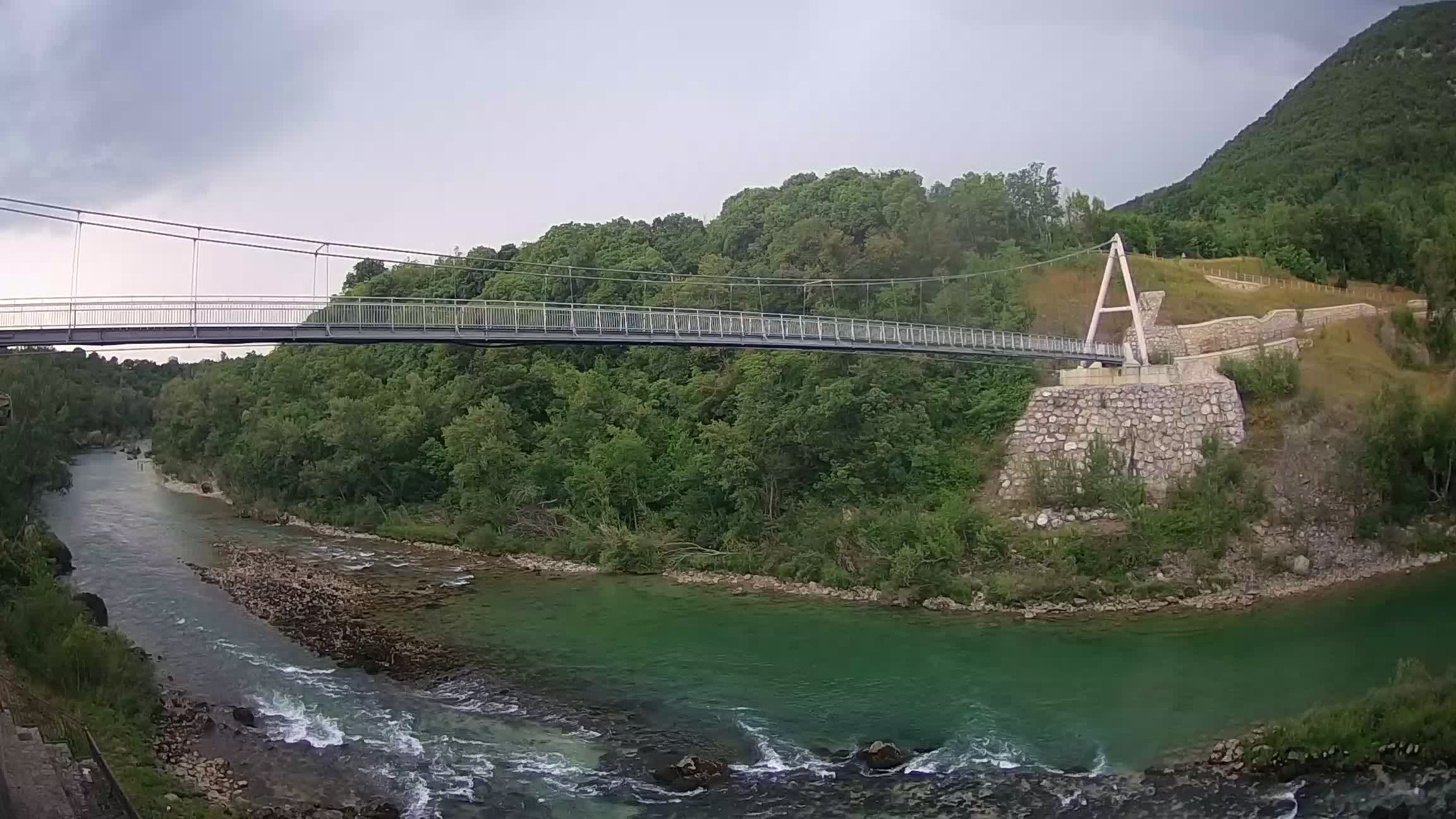 Passerelle sur la rivière Soča livecam Solkan
