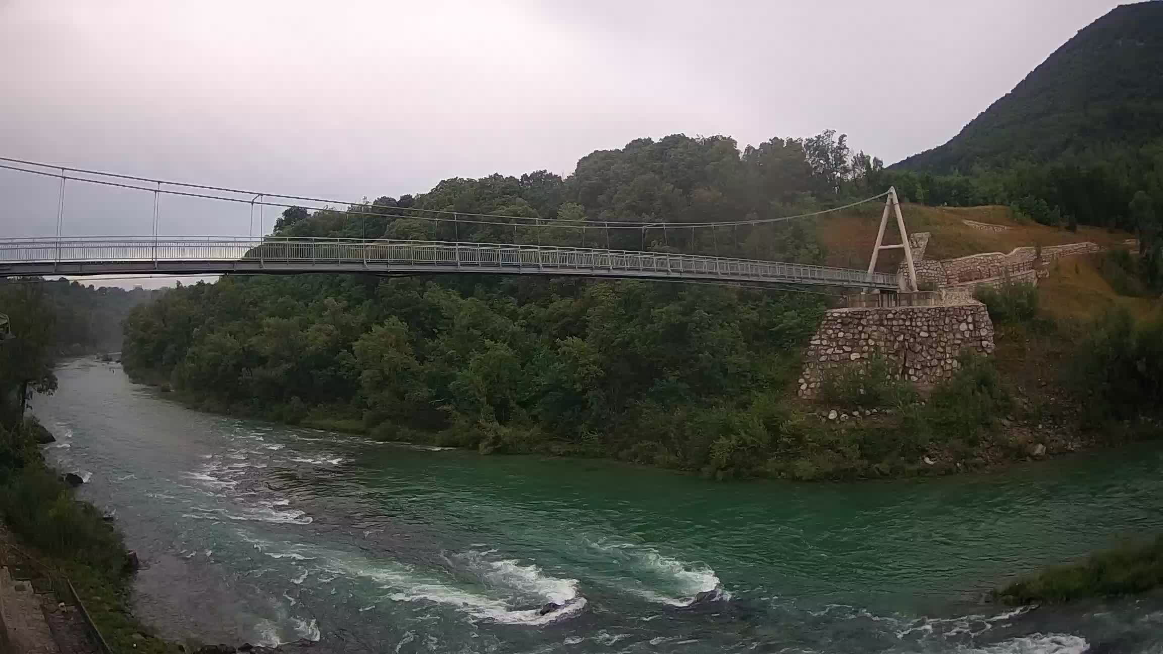 Passerelle sur la rivière Soča livecam Solkan