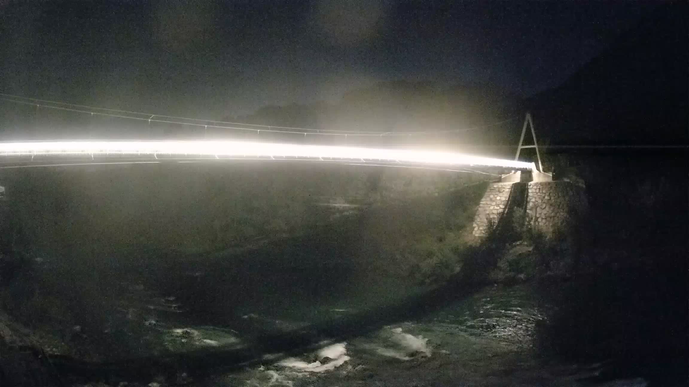 Passerella sul fiume Isonzo webcam Salcano