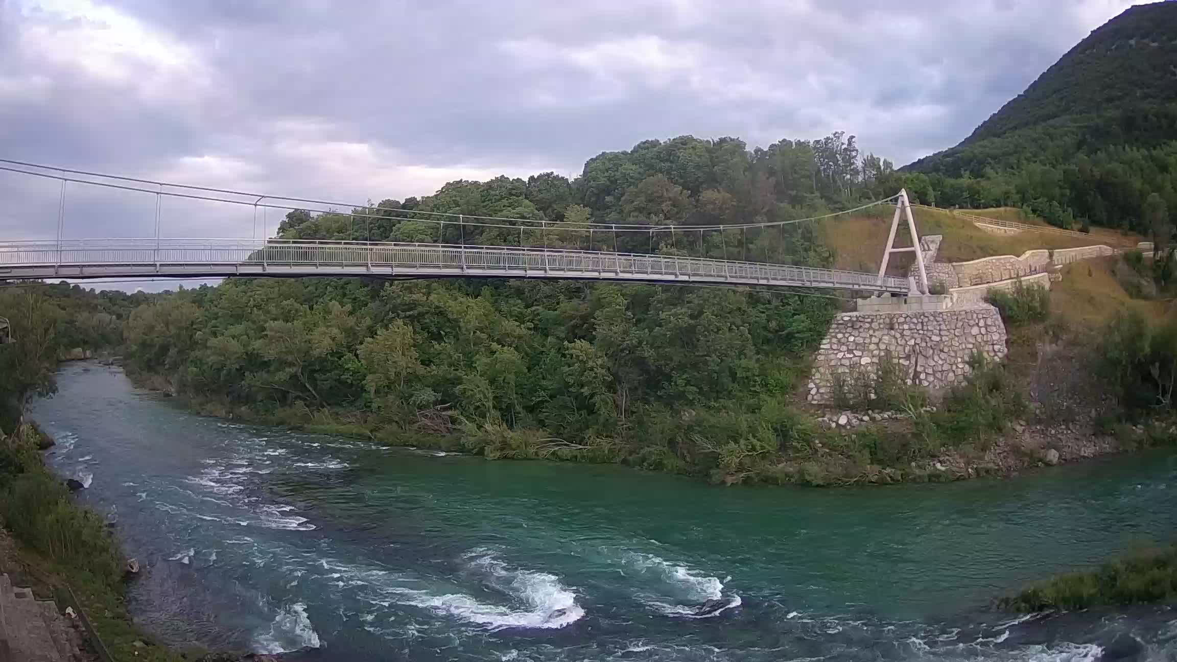 Passerelle sur la rivière Soča livecam Solkan