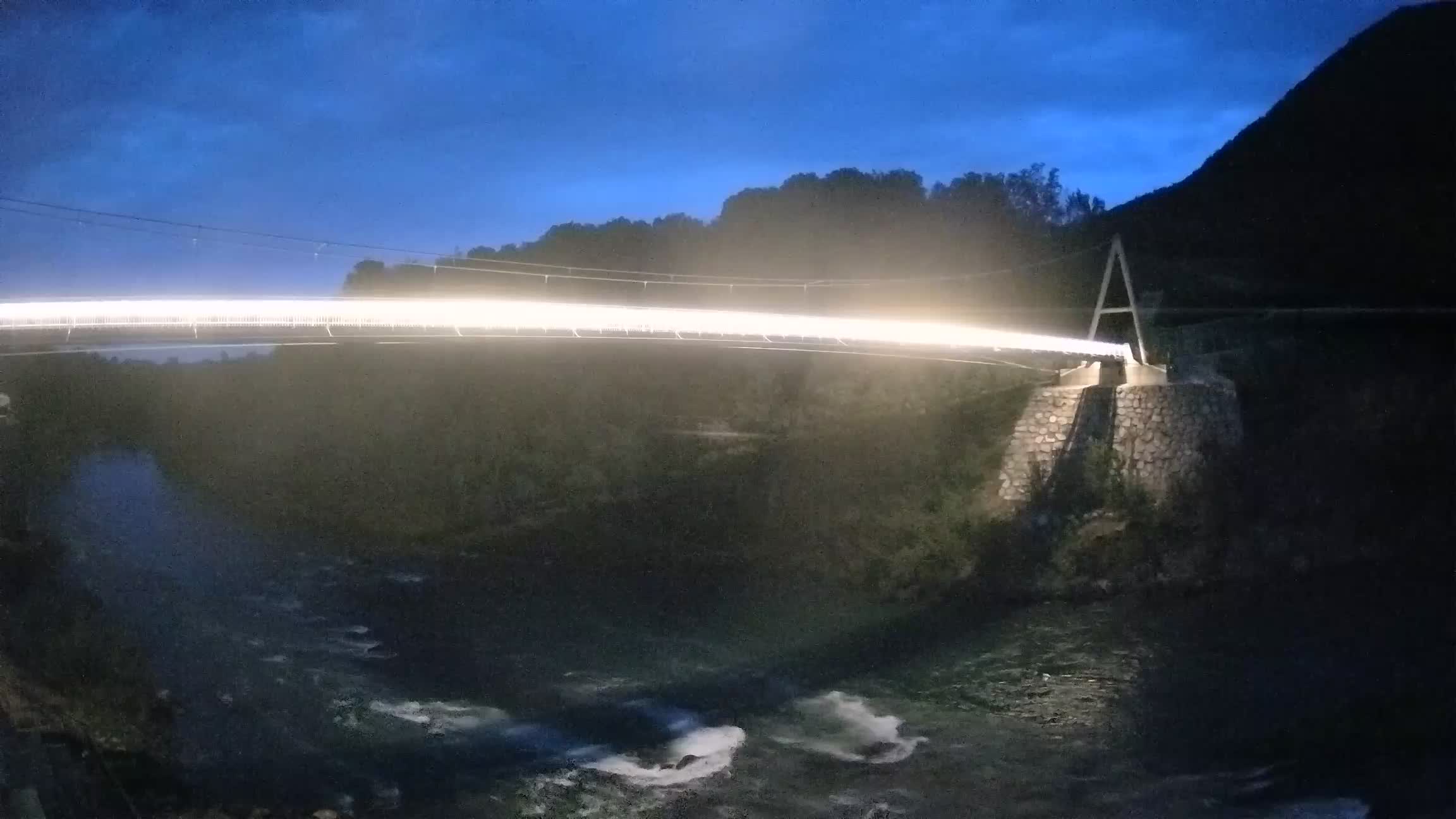 Puente peatonal Soča camera en vivo Solkan