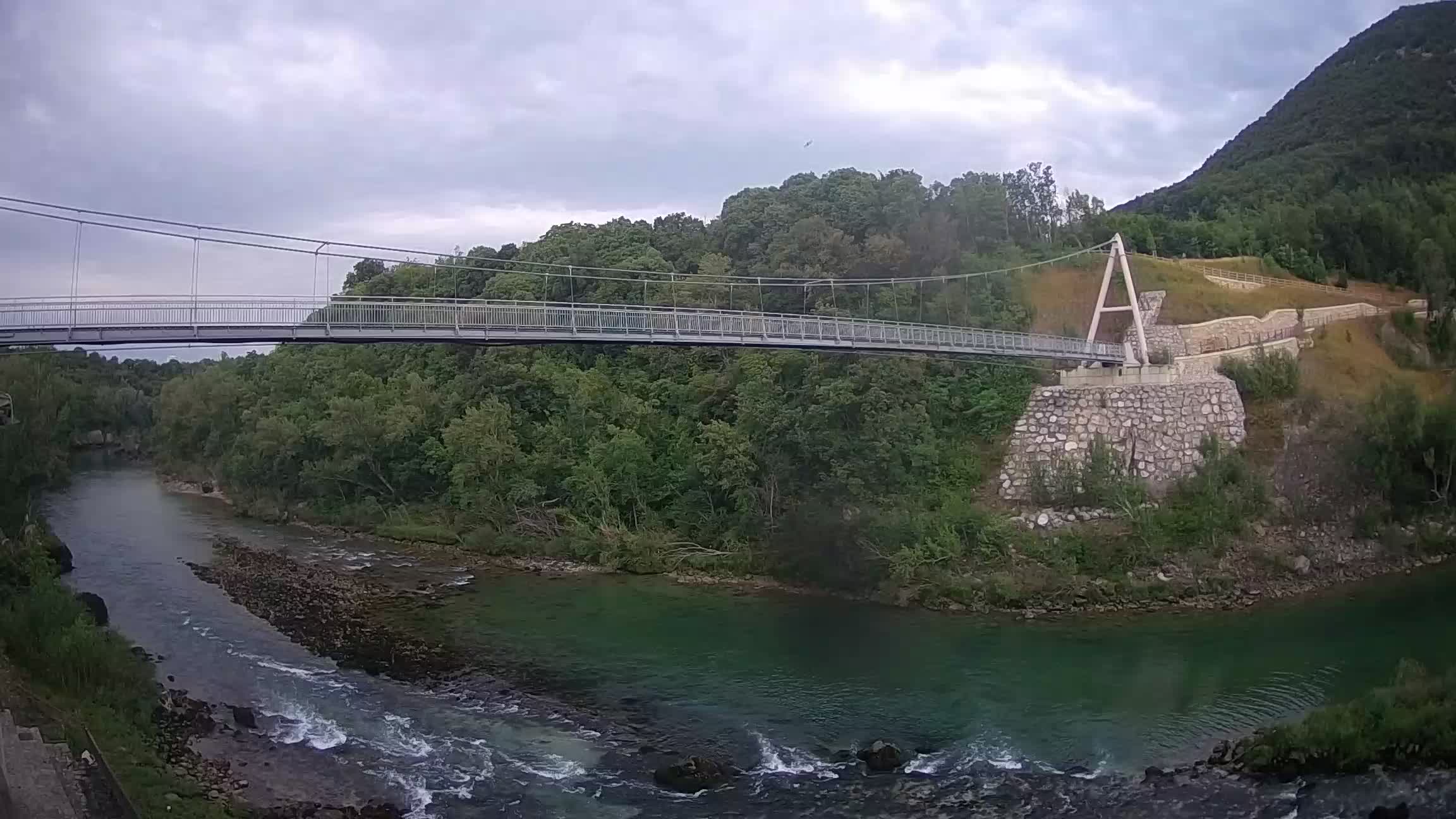 Puente peatonal Soča camera en vivo Solkan