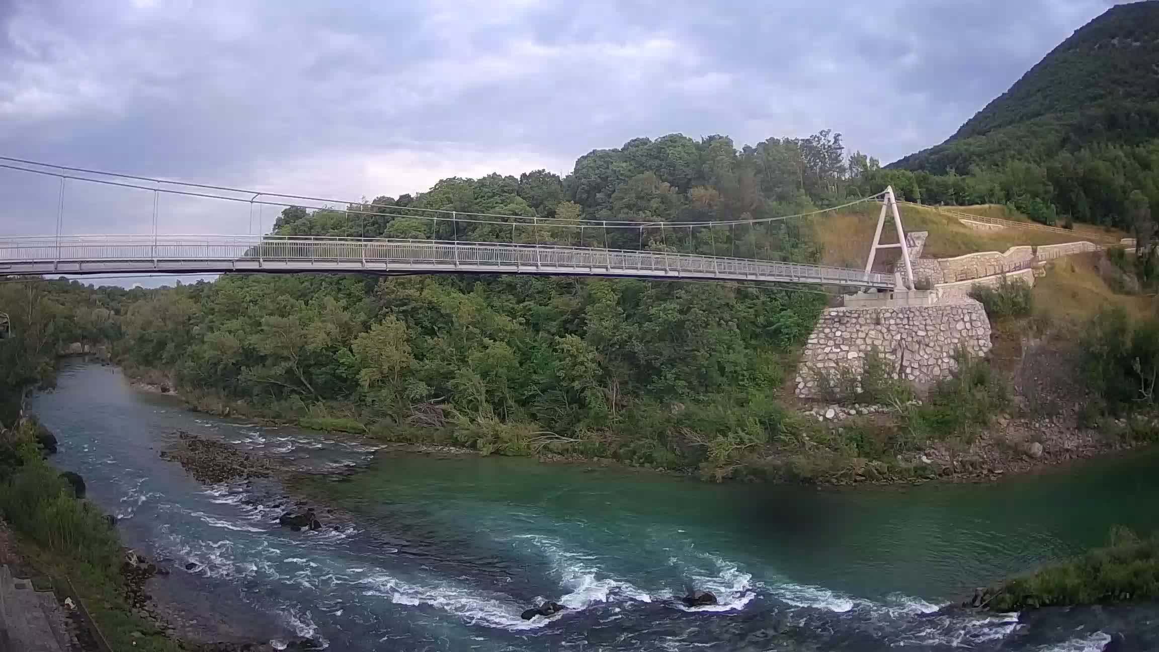 Puente peatonal Soča camera en vivo Solkan