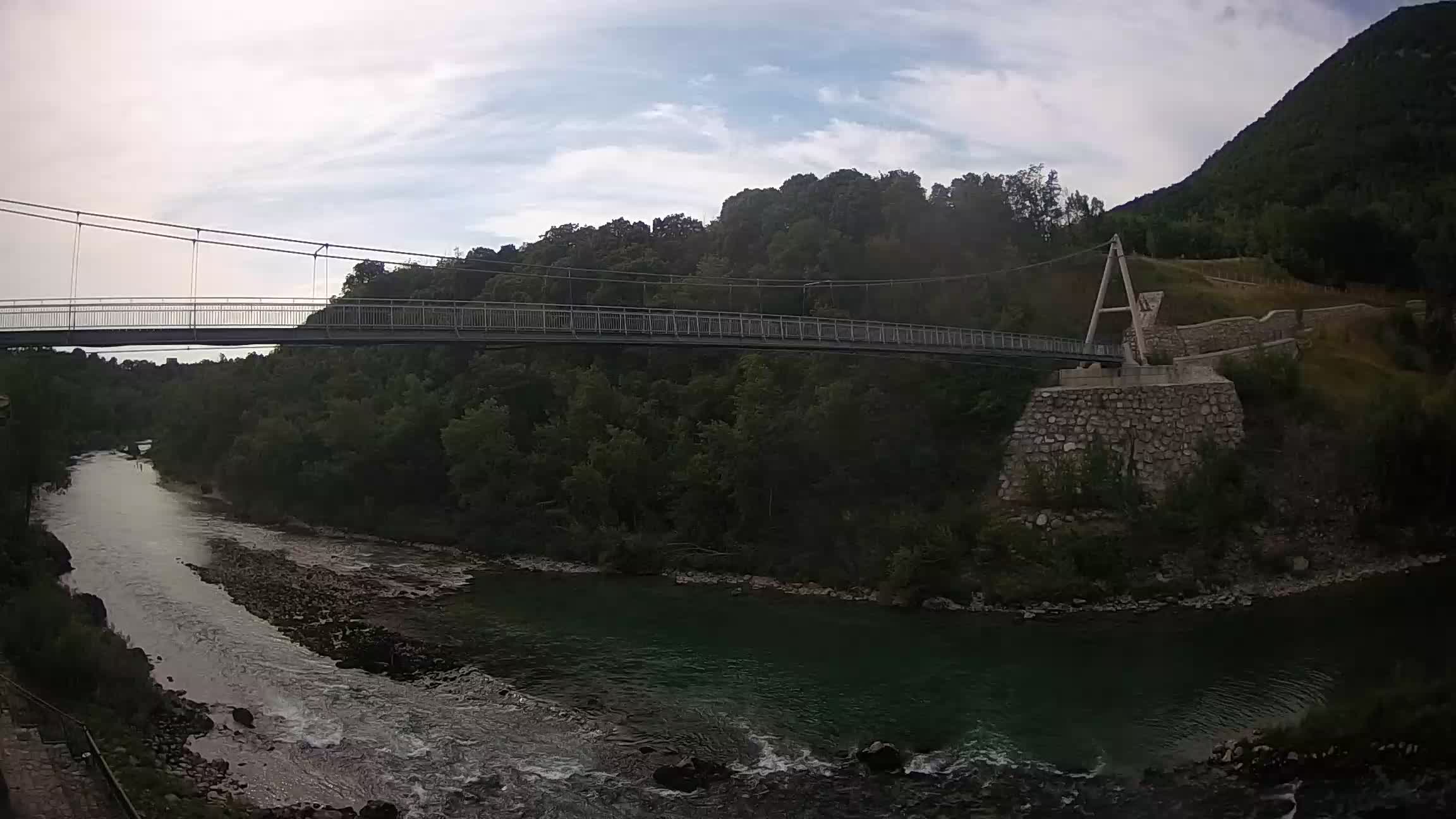 Passerella sul fiume Isonzo webcam Salcano