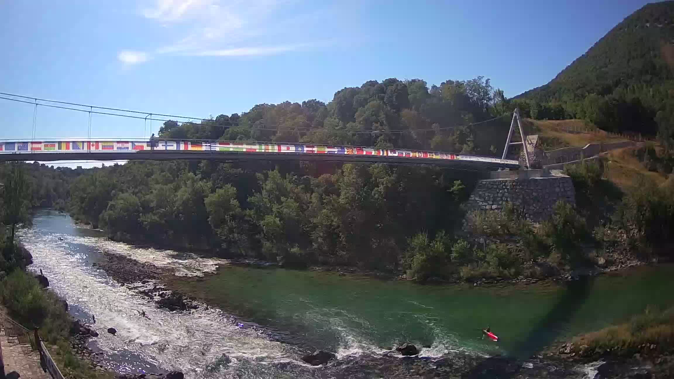 Puente peatonal Soča camera en vivo Solkan