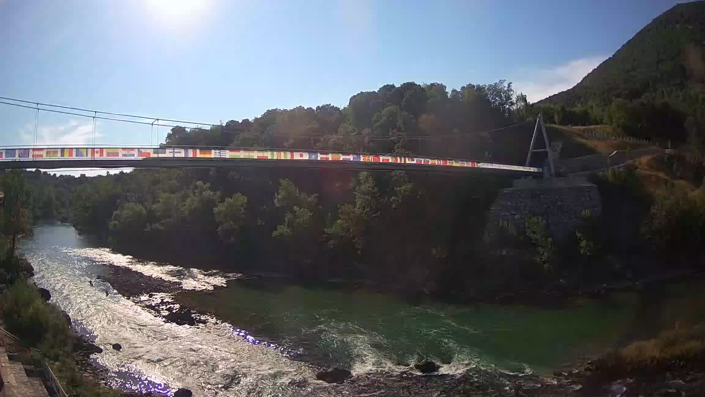Passerella sul fiume Isonzo webcam Salcano