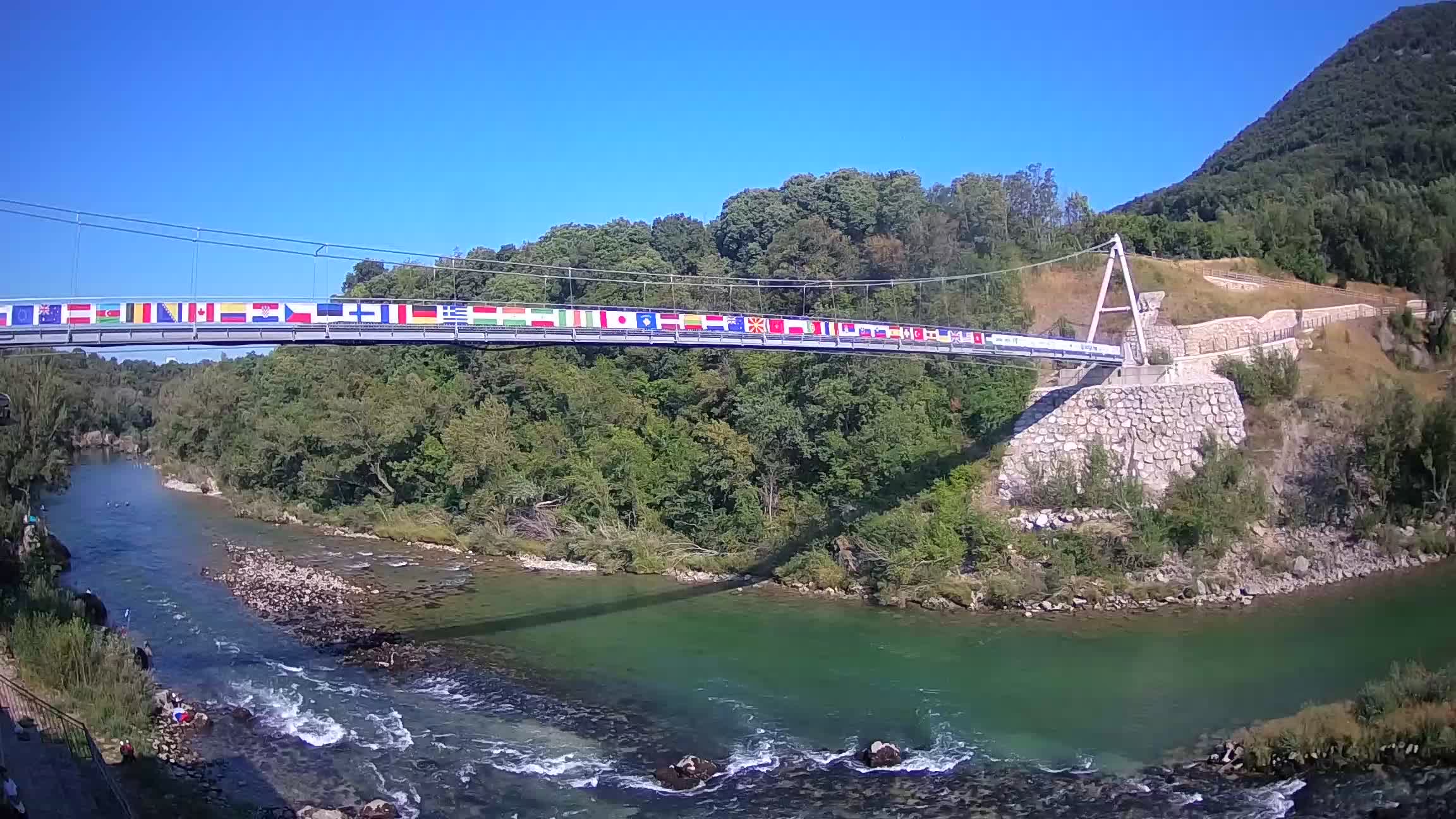Passerella sul fiume Isonzo webcam Salcano