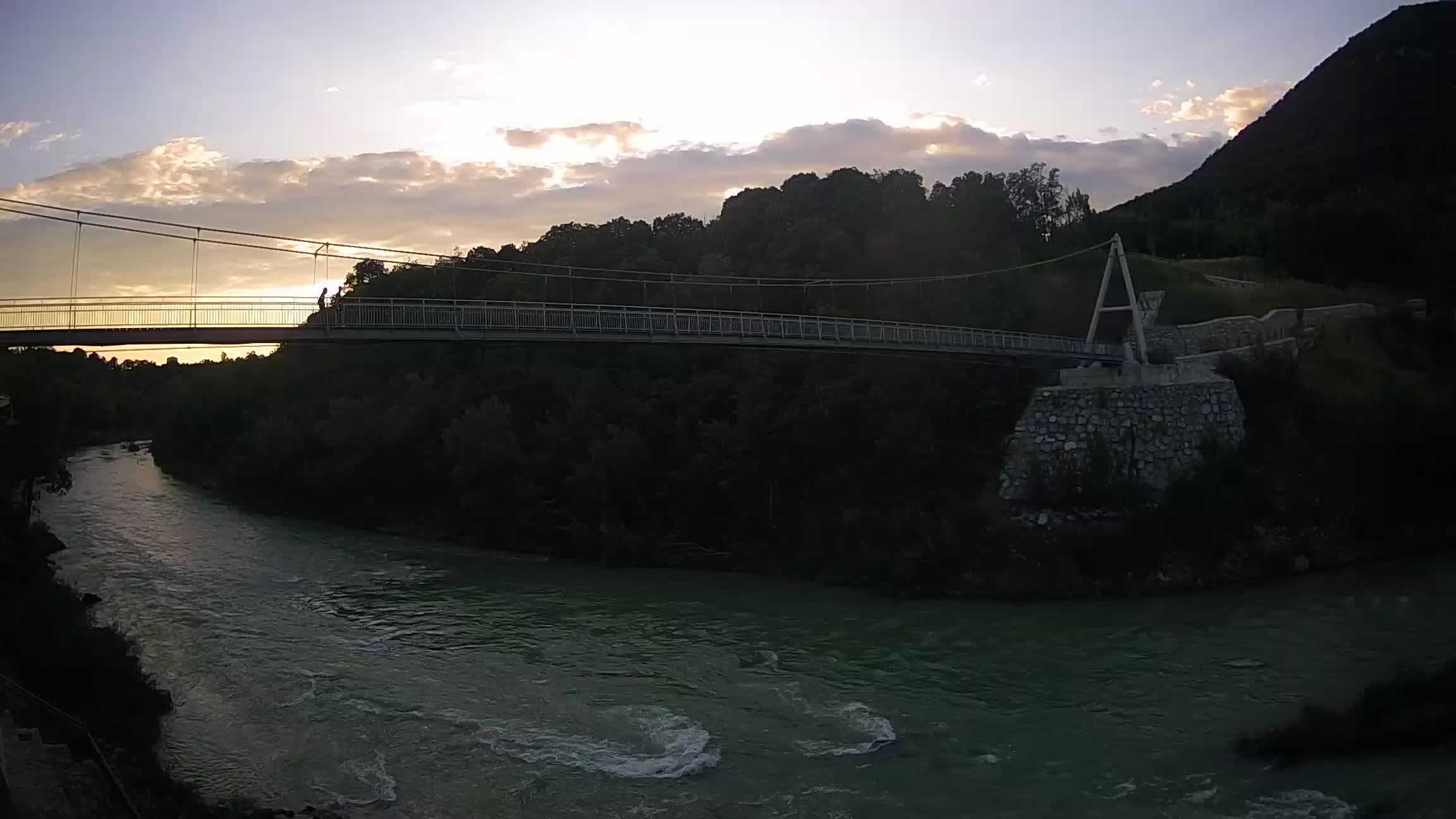 Passerella sul fiume Isonzo webcam Salcano