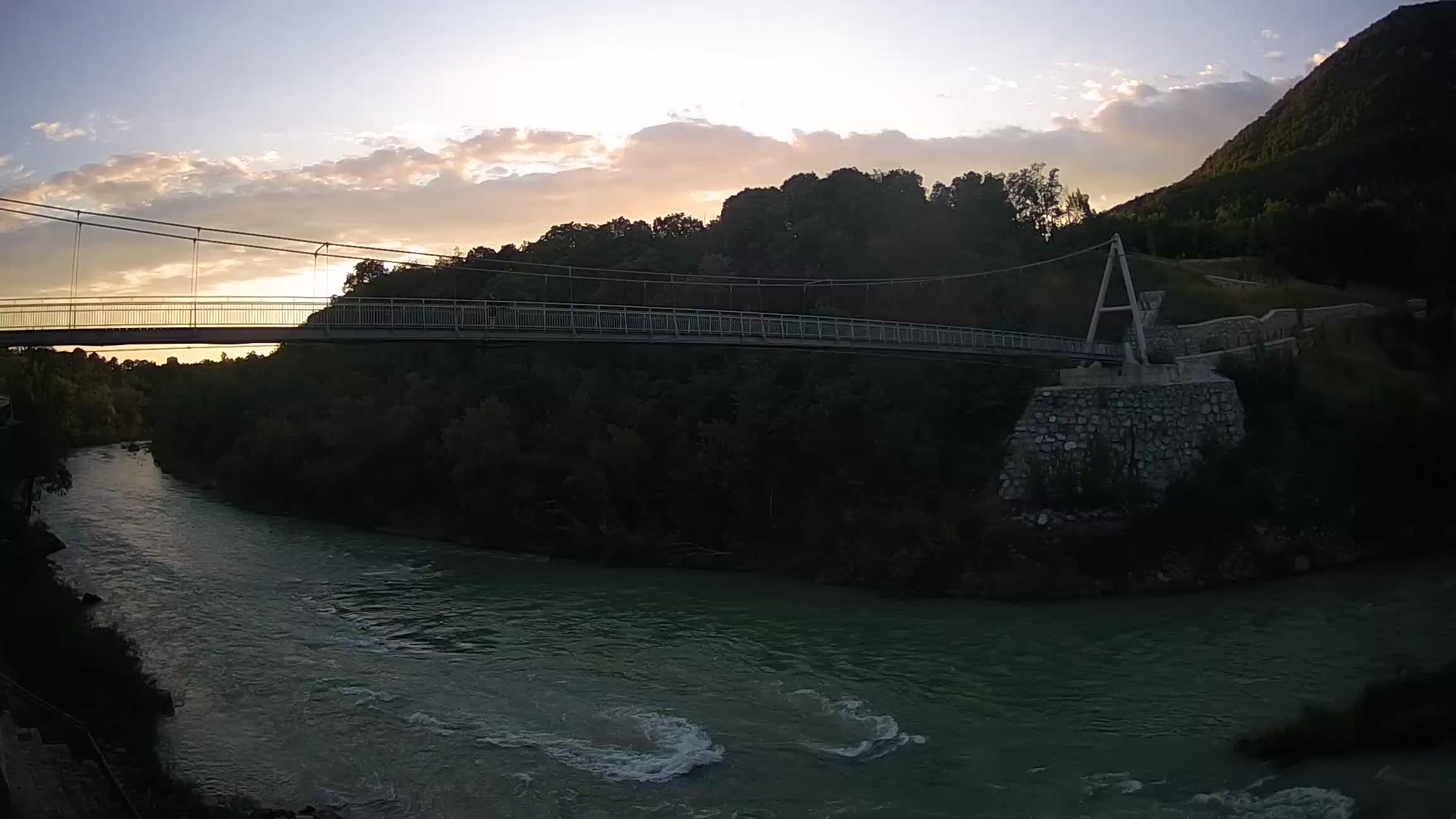 Passerella sul fiume Isonzo webcam Salcano