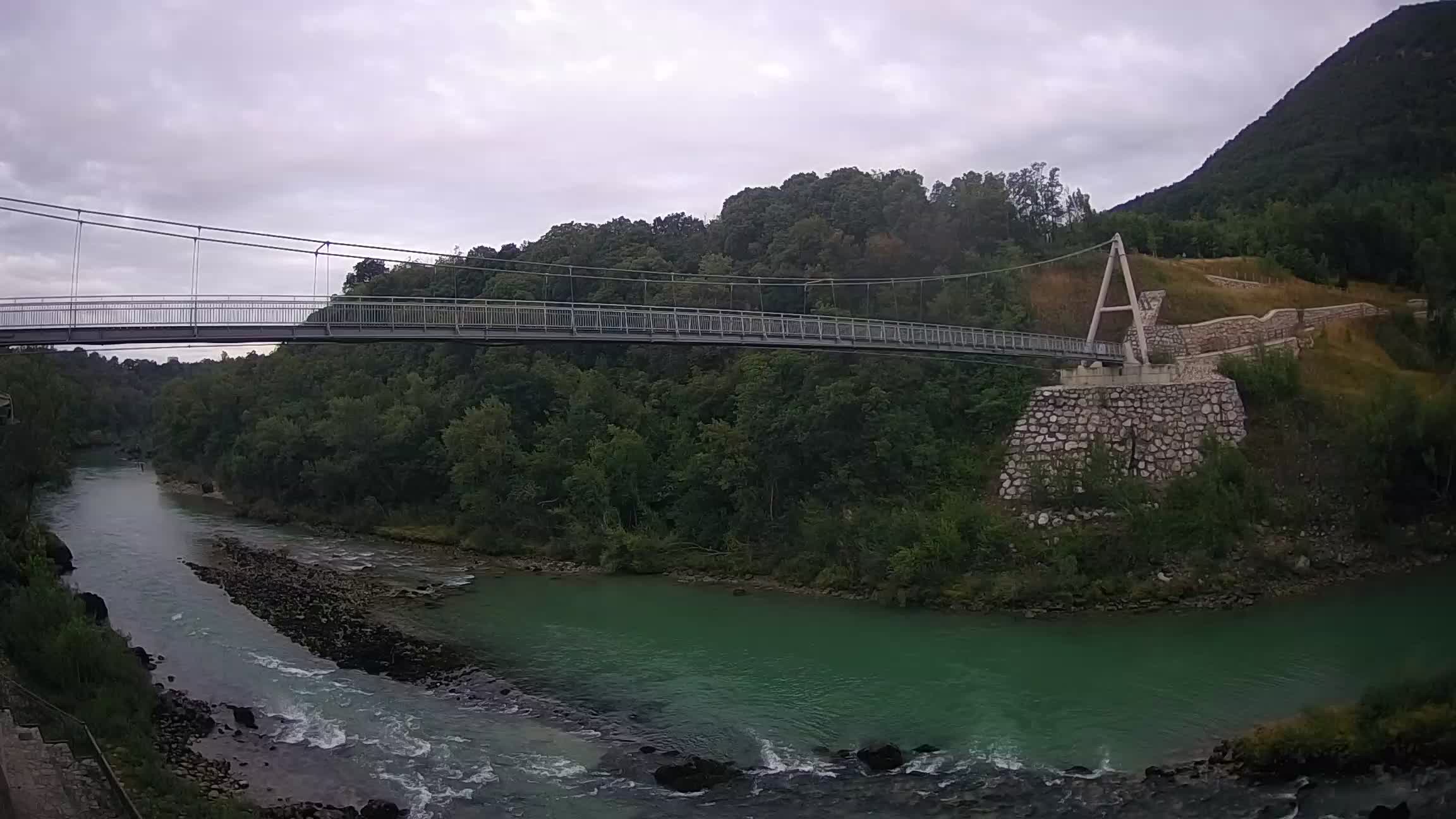 Puente peatonal Soča camera en vivo Solkan
