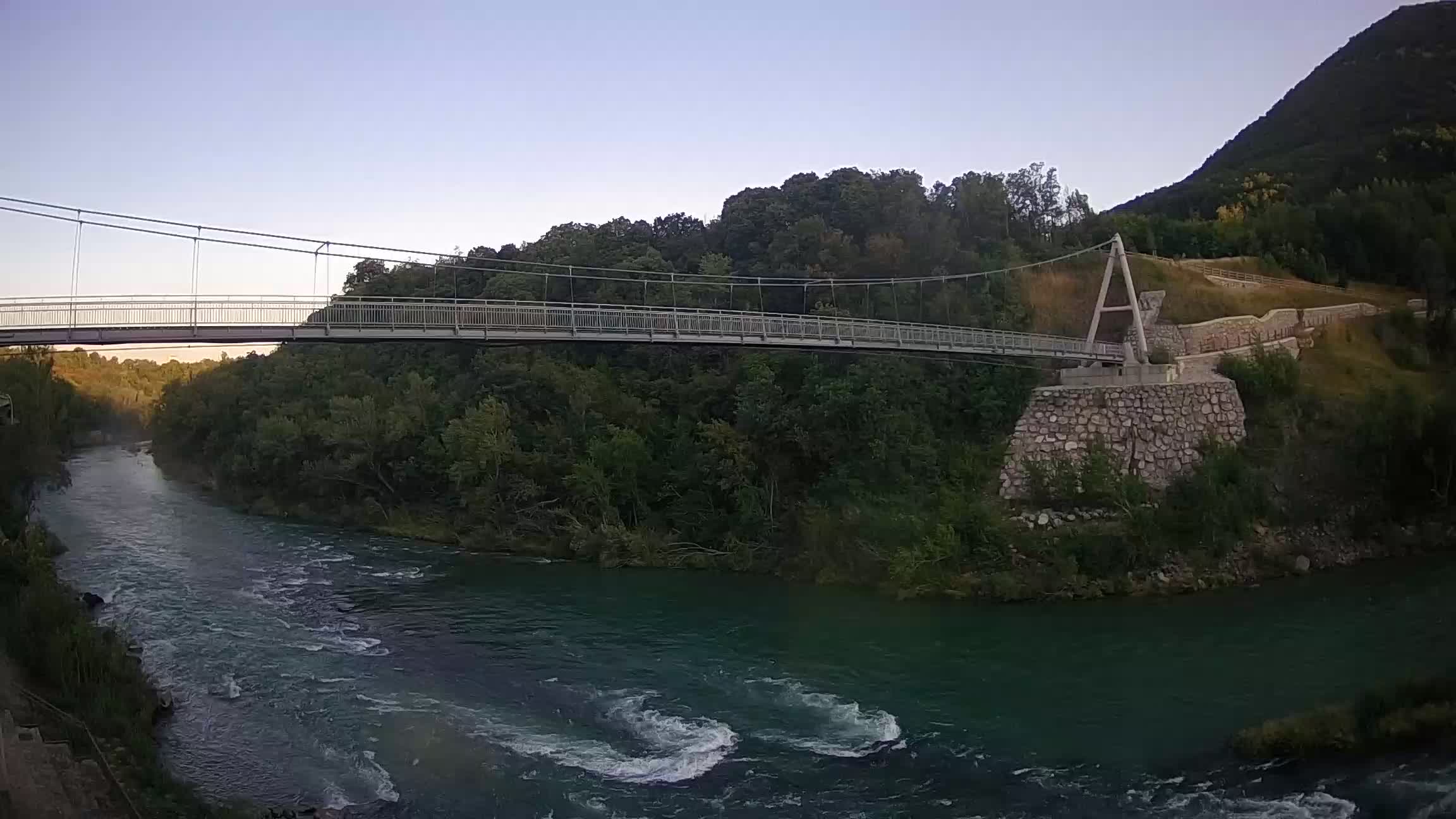 Passerelle sur la rivière Soča livecam Solkan