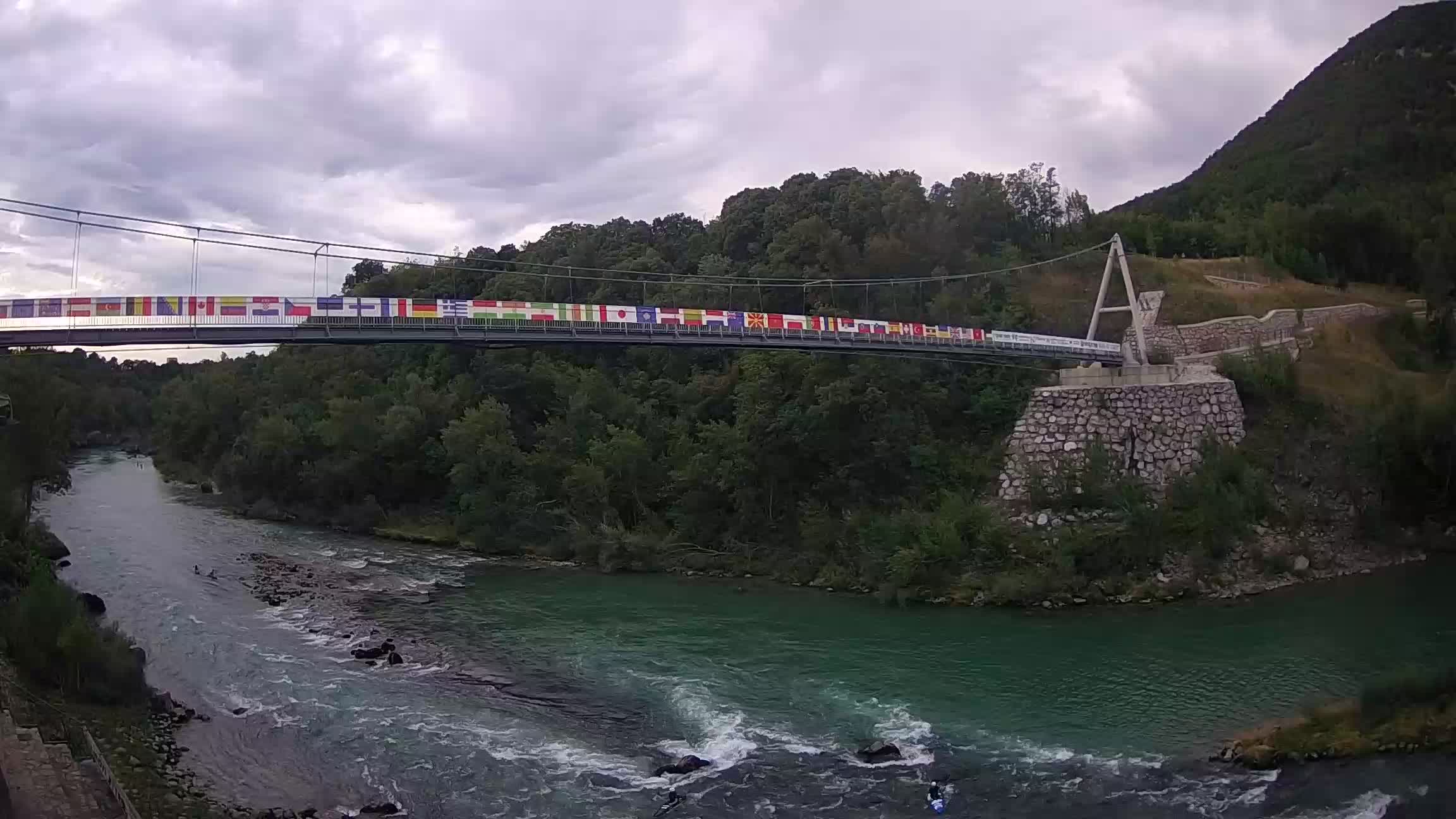 Puente peatonal Soča camera en vivo Solkan