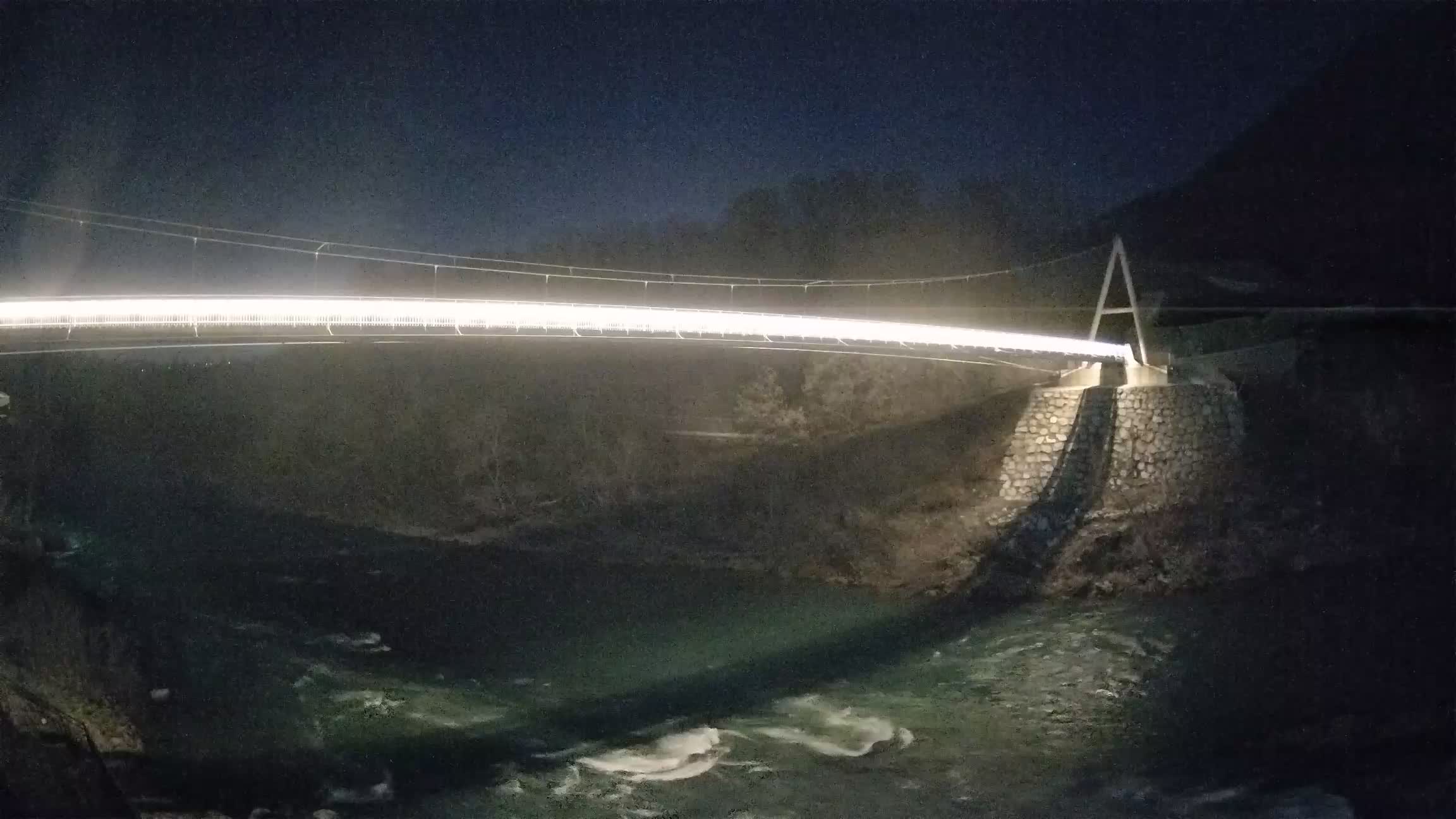 Fußgängerbrücke auf der Soča fluss Webcam Solkan
