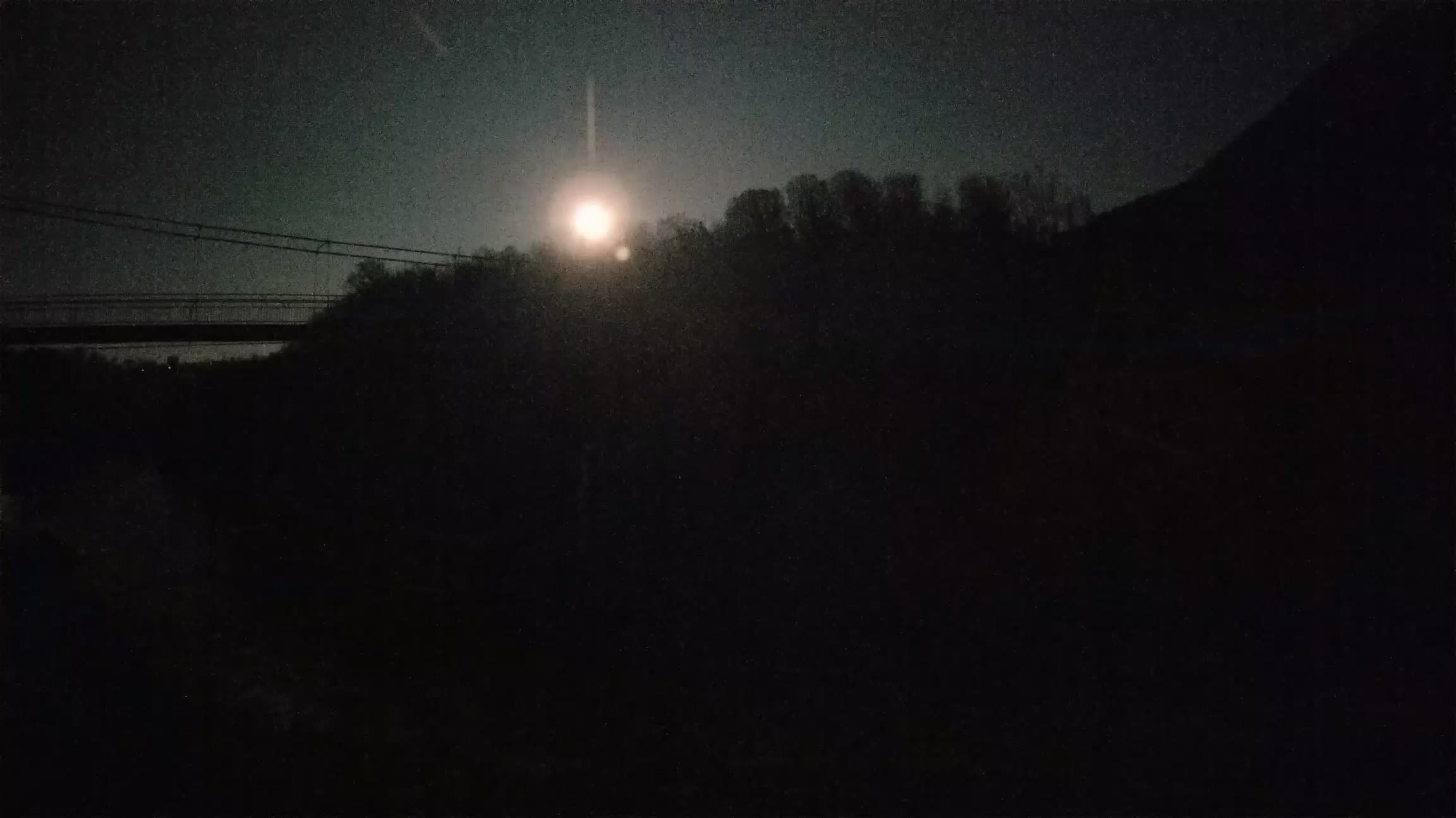 Fußgängerbrücke auf der Soča fluss Webcam Solkan