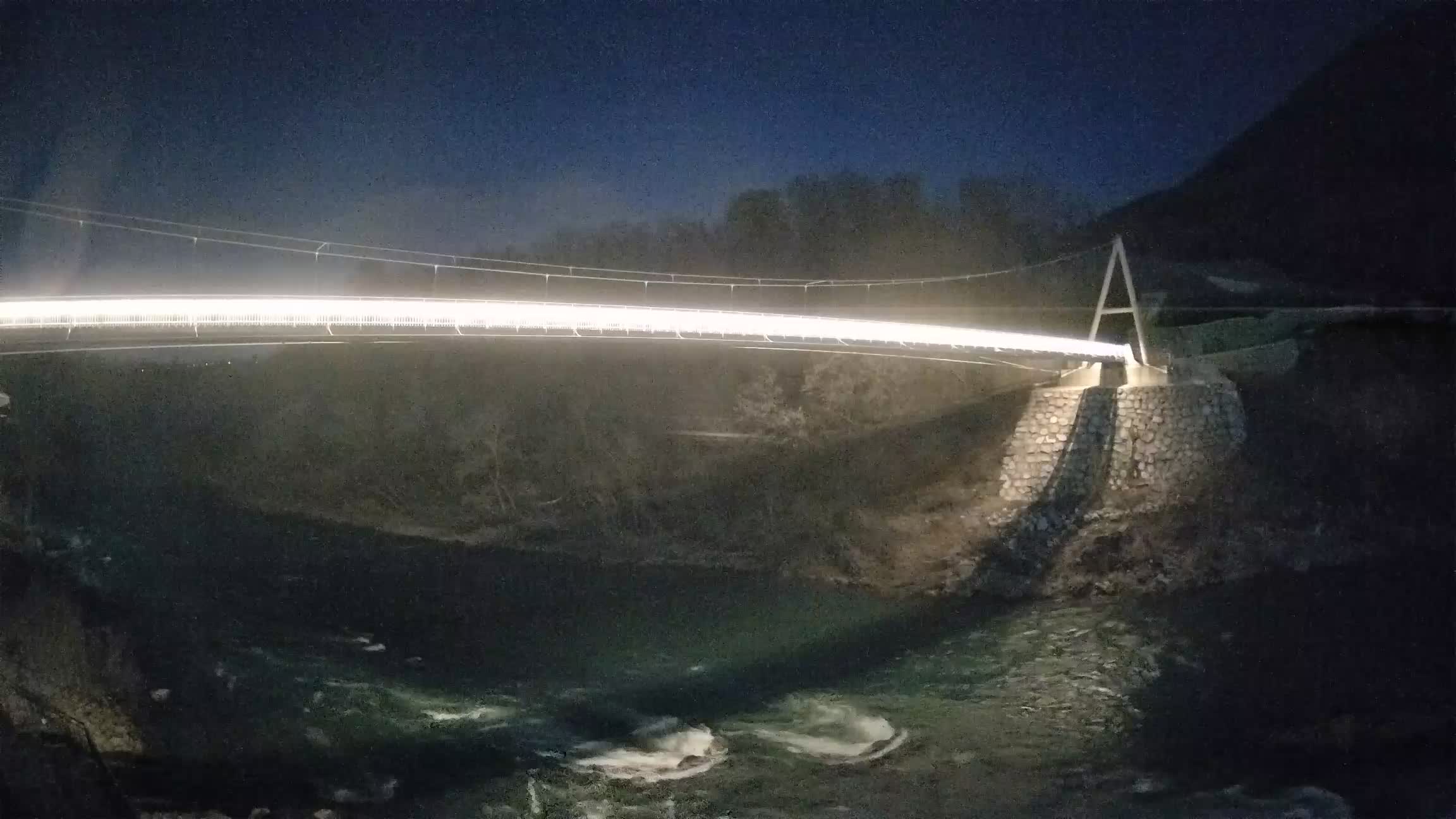 Passerella sul fiume Isonzo webcam Salcano