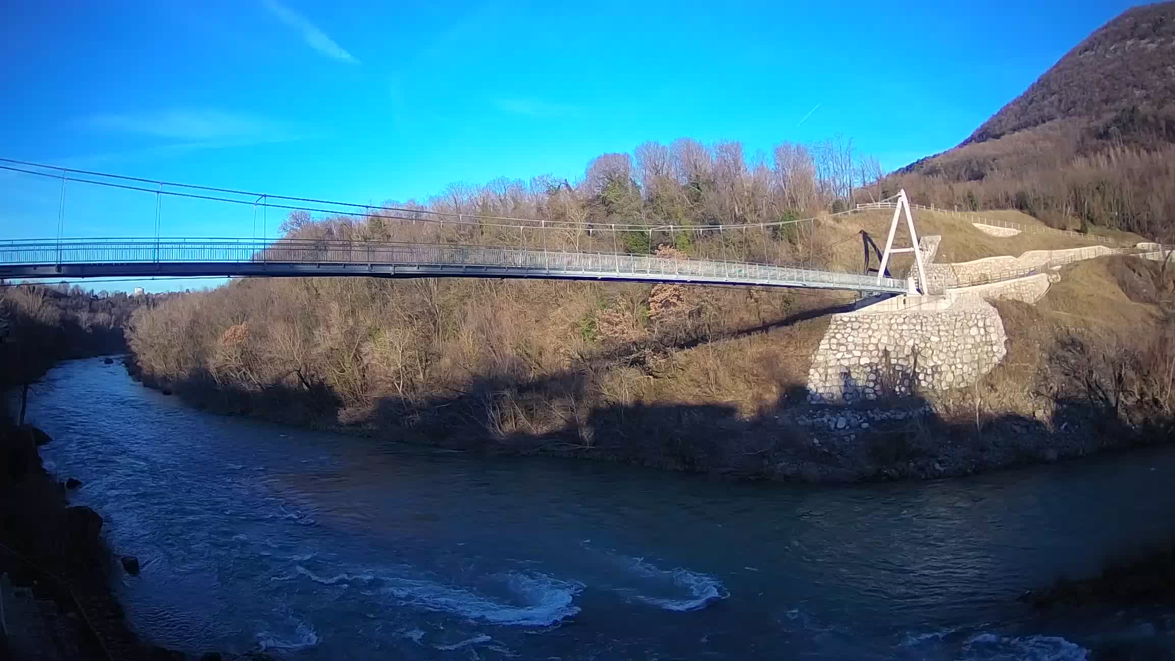 Puente peatonal Soča camera en vivo Solkan